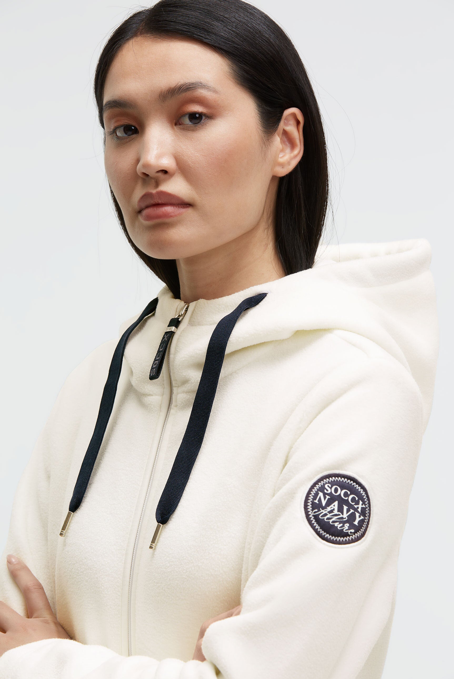 Długa bluza polarowa z kapturem i naszywką z logo - 4