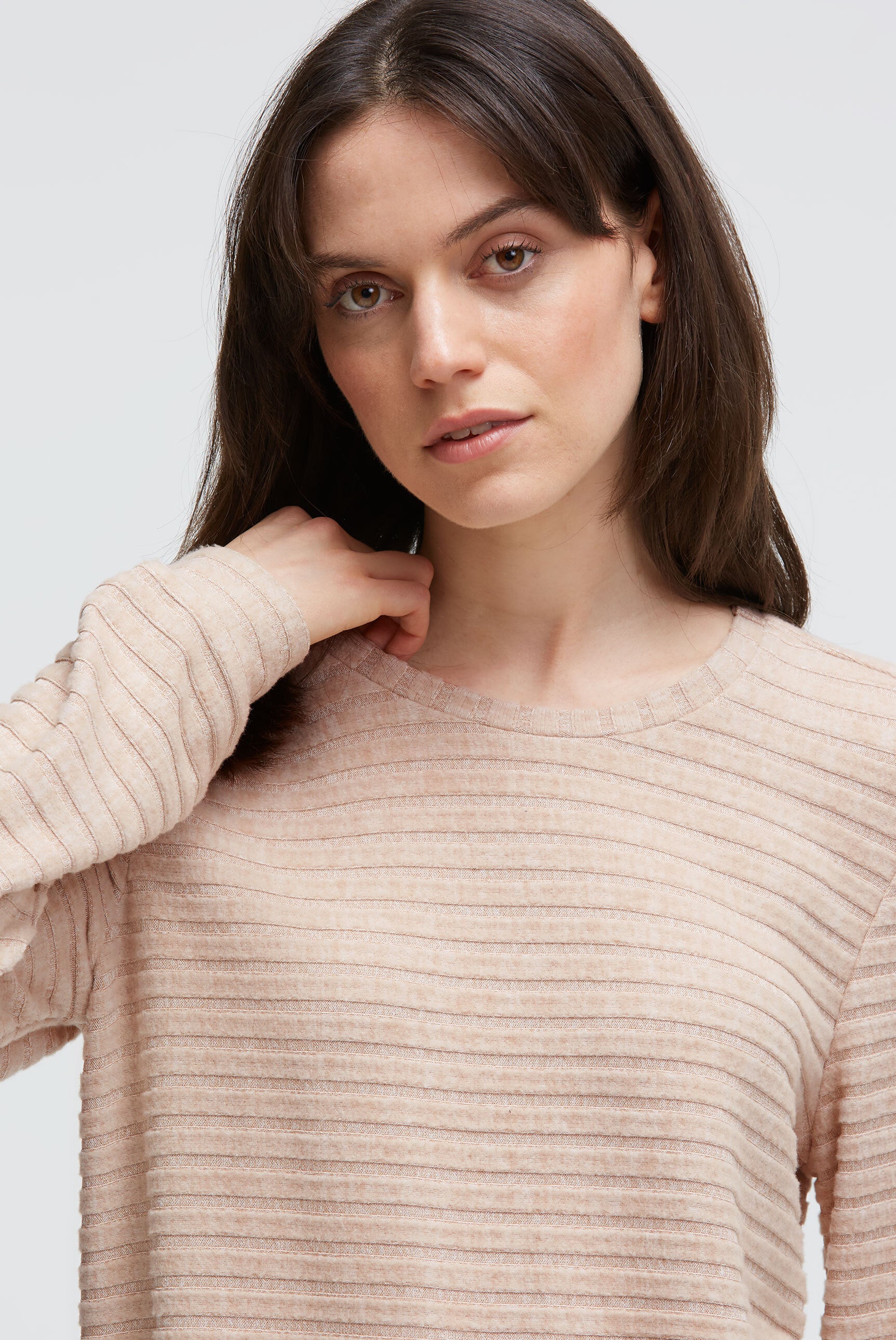 Sweter z dzianiny frotte z prążkowaną strukturą i elastycznym dołem - 4