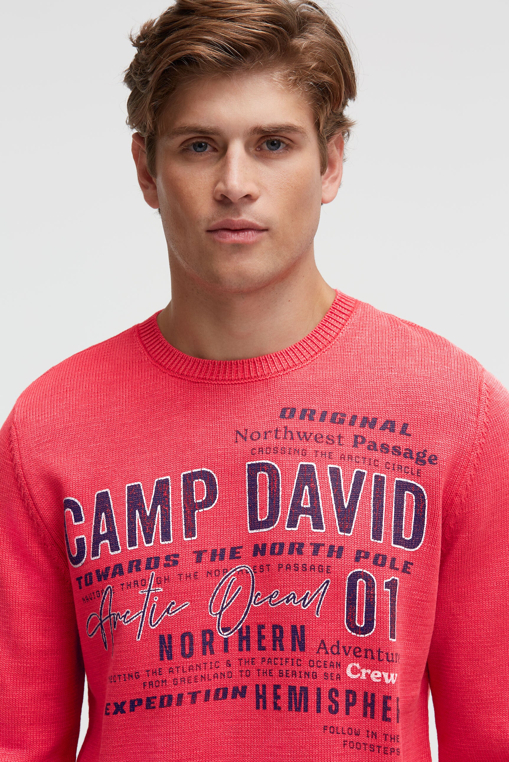 Sweter z okrągłym dekoltem i nadrukami logo - 4