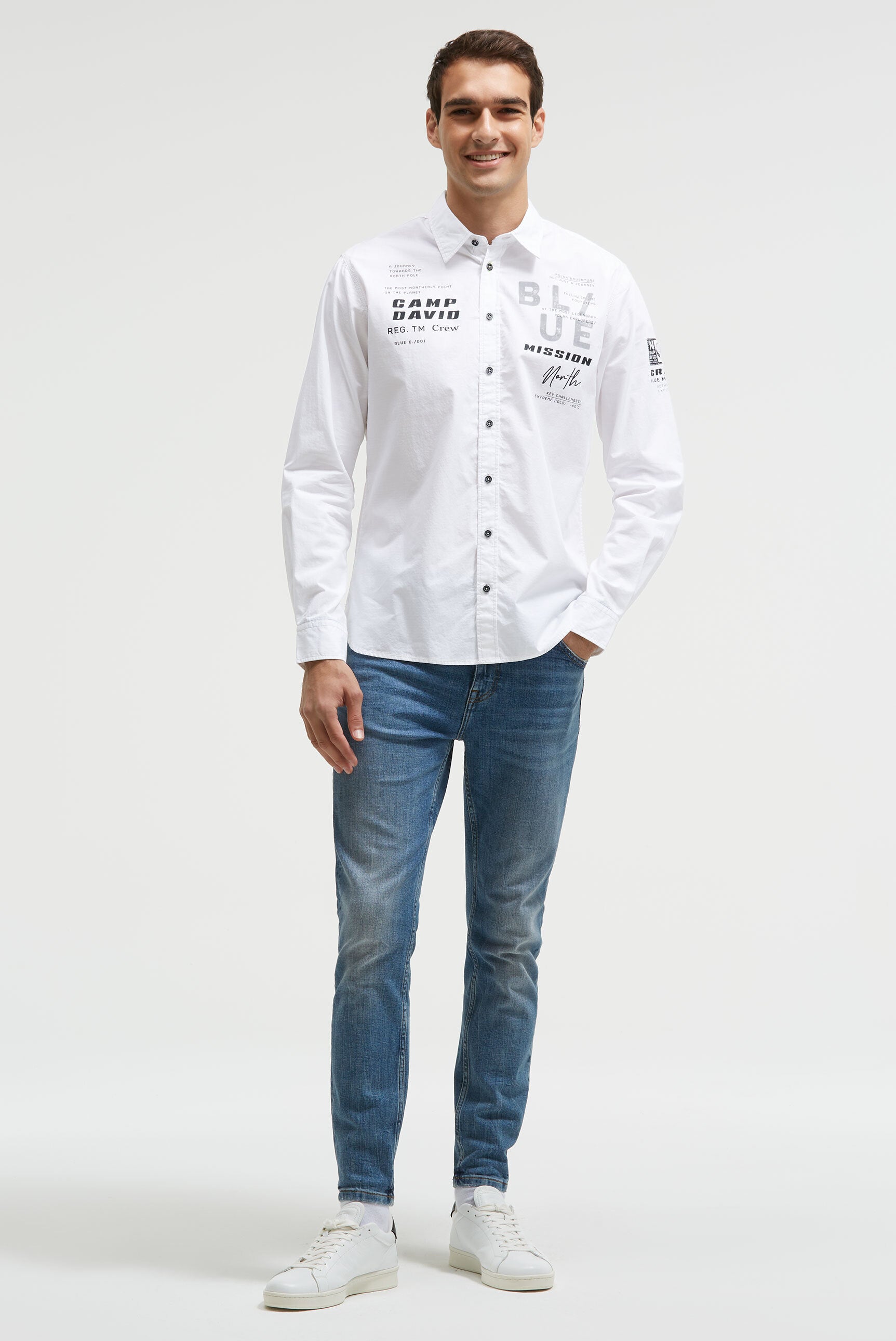 Strukturyzowana koszula z długim rękawem z nadrukiem typu used - 3