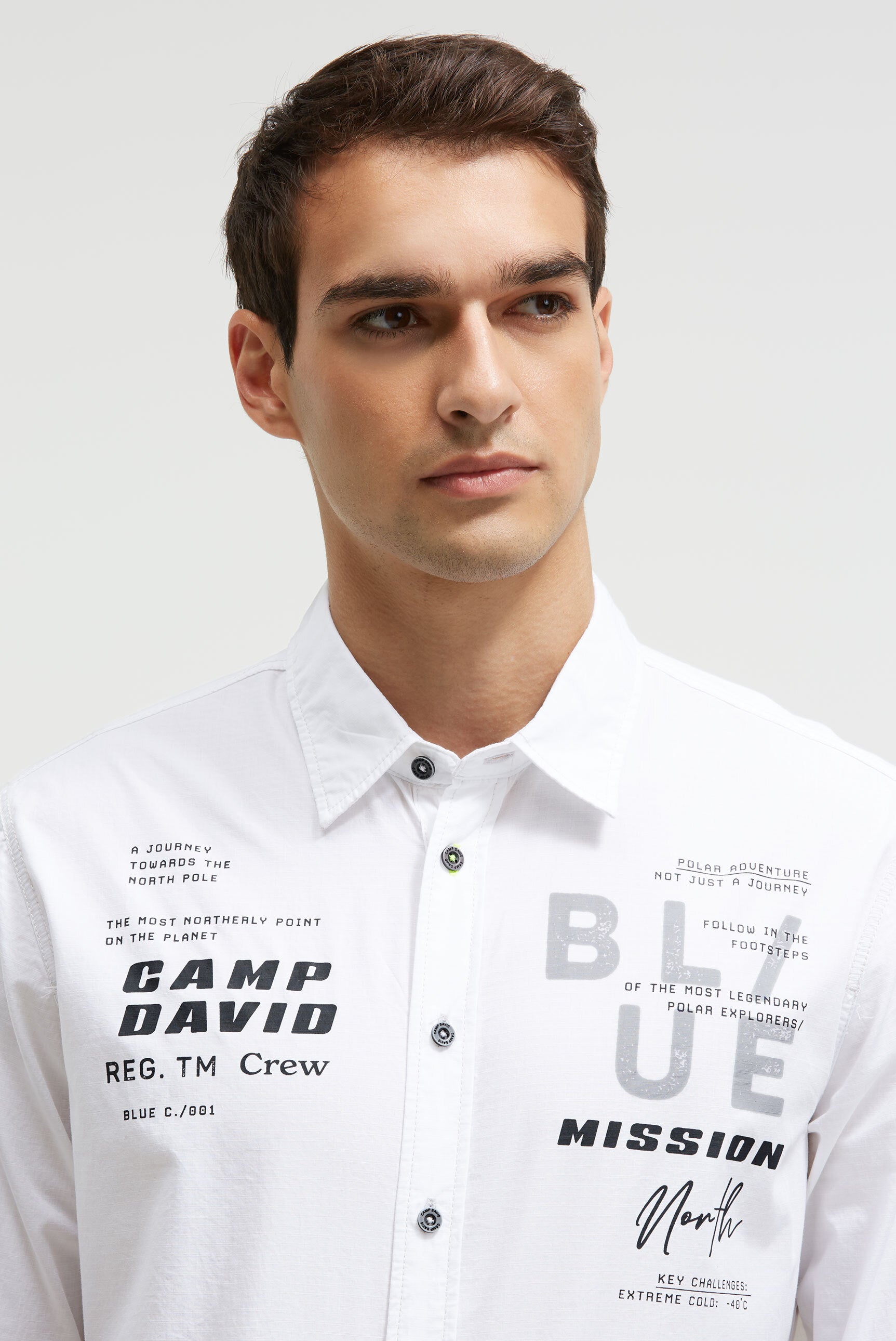 Strukturyzowana koszula z długim rękawem z nadrukiem typu used - 4