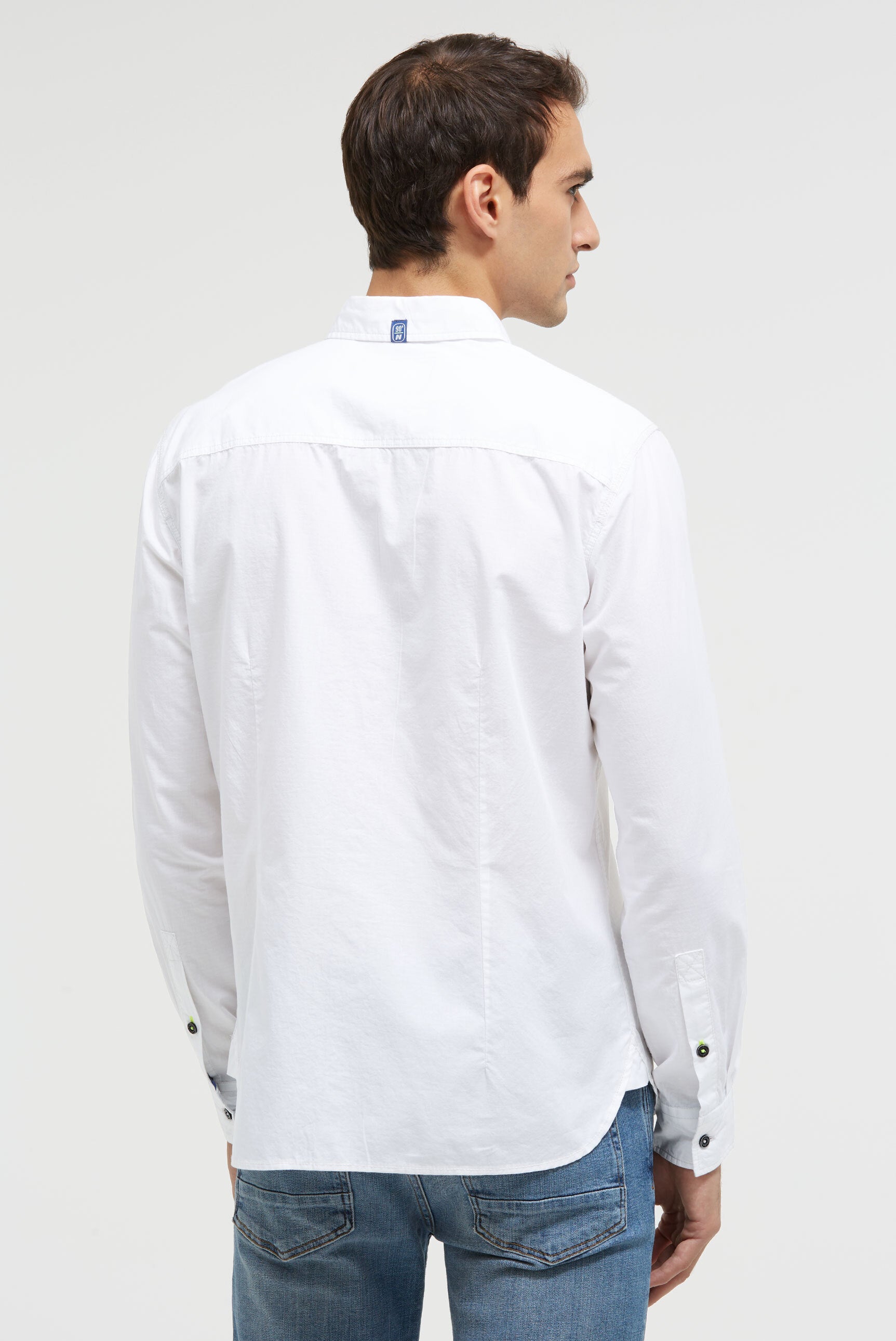 Strukturyzowana koszula z długim rękawem z nadrukiem typu used - 5