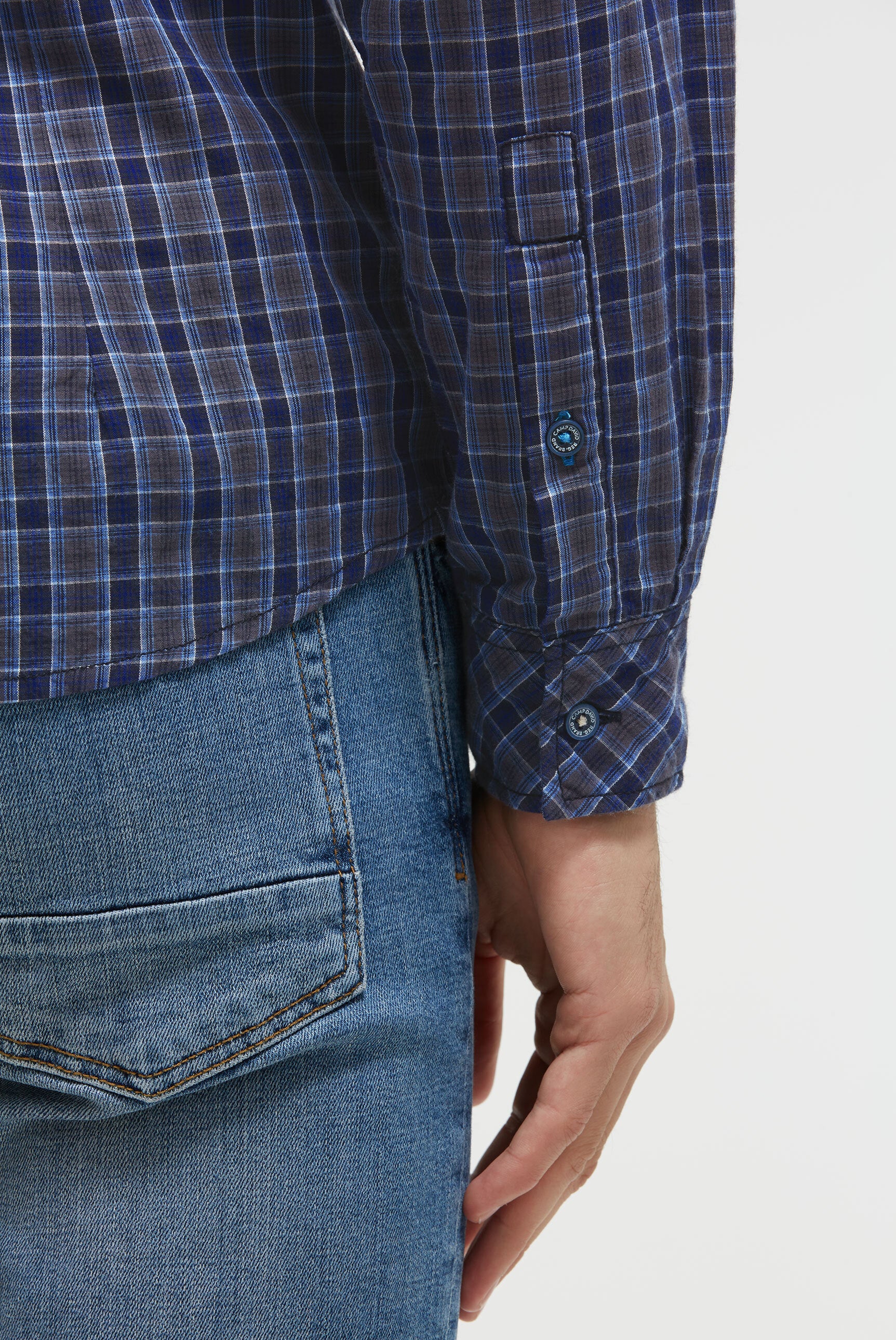 Koszula w kratę z aplikacjami z logo - 7