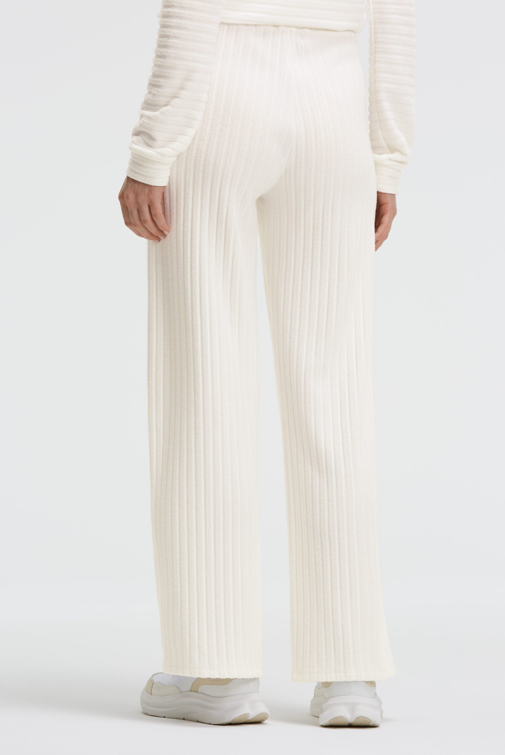 Spodnie z dzianiny frotte Wide Leg z prążkowaną strukturą - 5