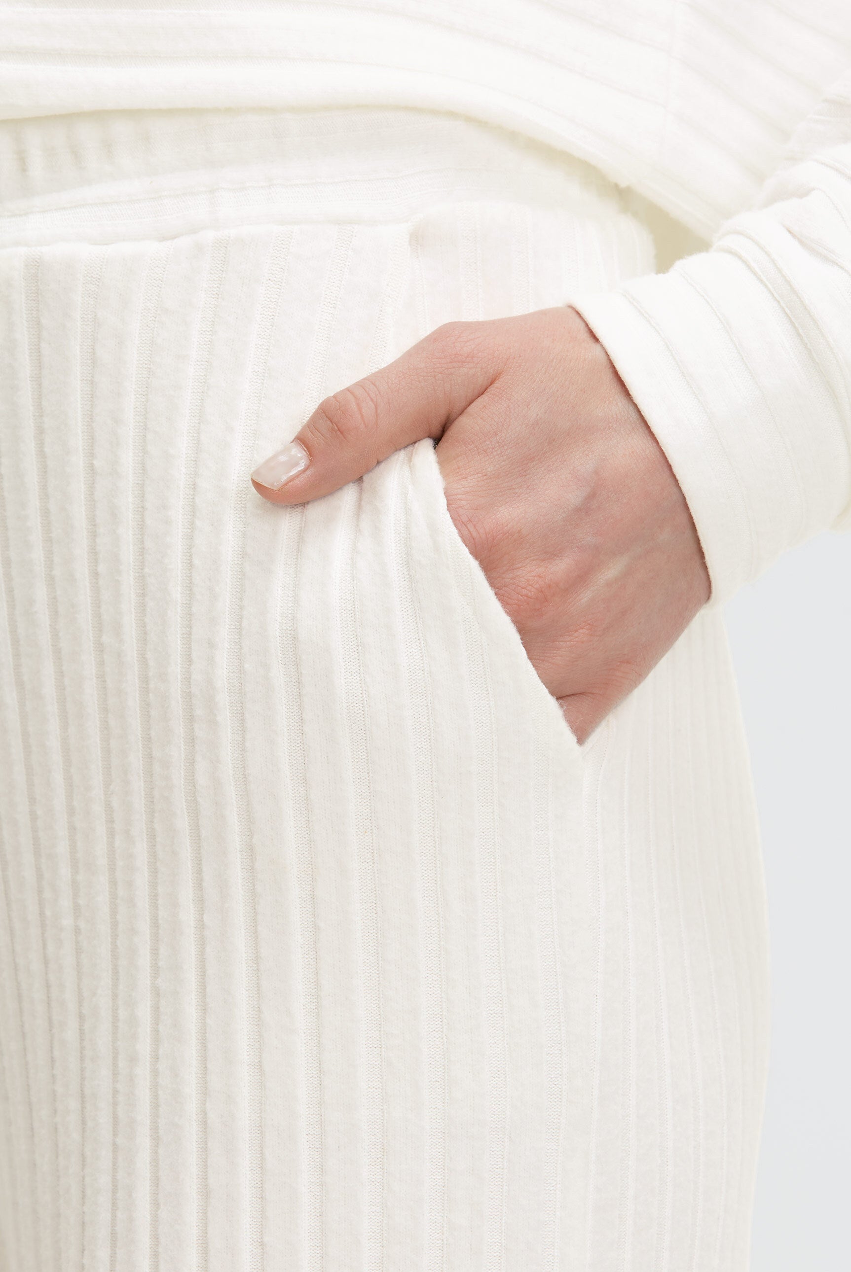 Spodnie z dzianiny frotte Wide Leg z prążkowaną strukturą - 6