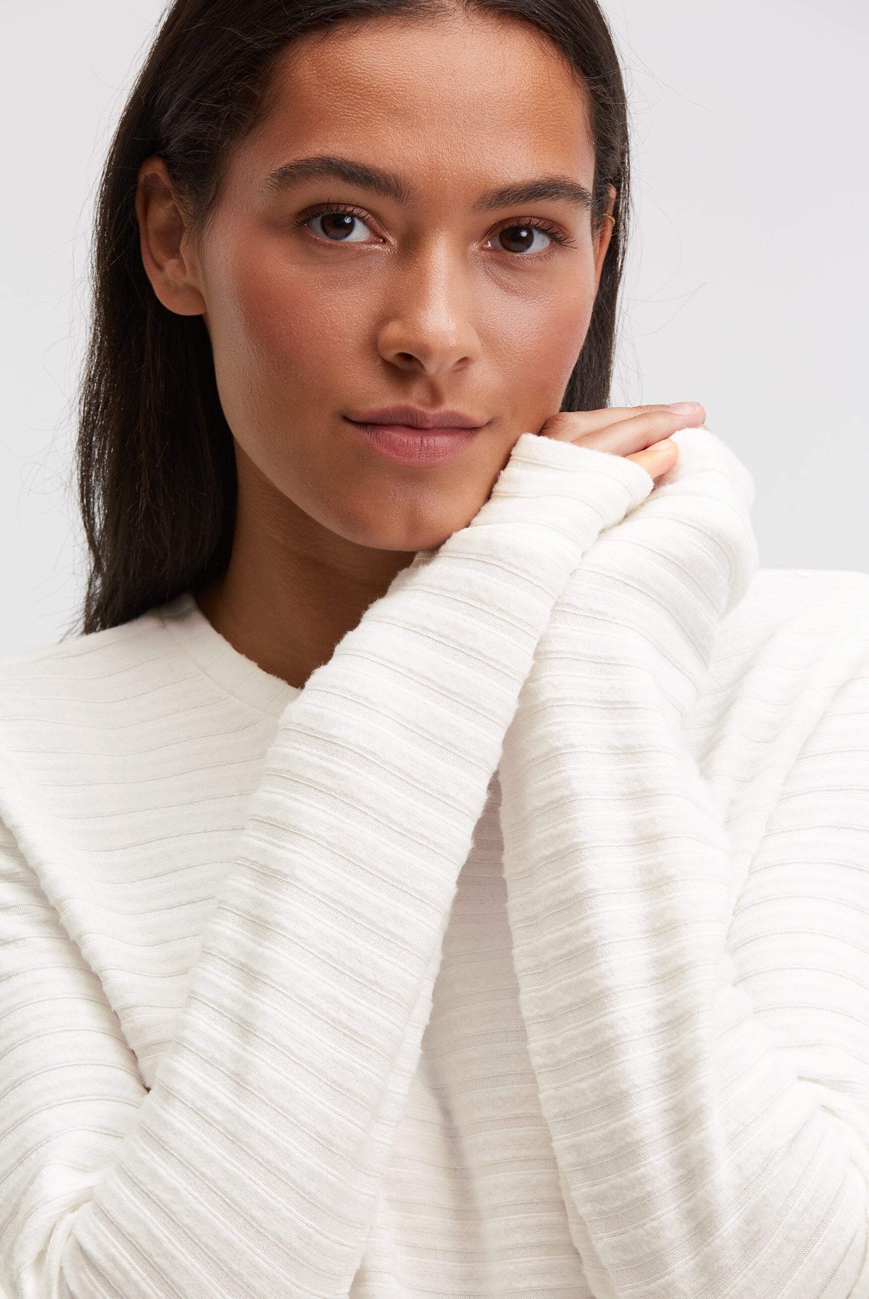 Sweter z dzianiny frotte z prążkowaną strukturą i elastycznym dołem - 4