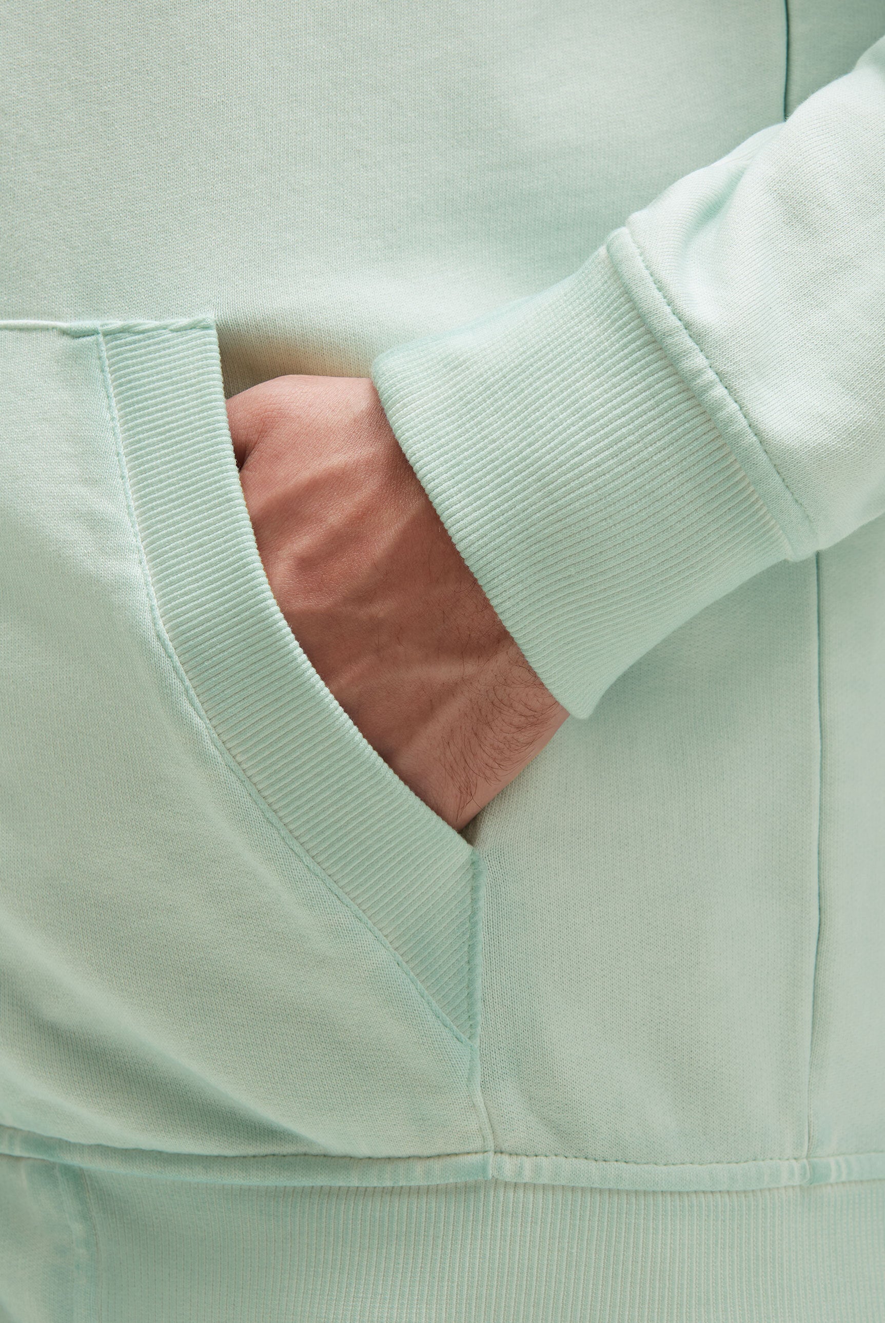 Rozpinana bluza z kapturem barwiona olejem z błyszczącym nadrukiem z tyłu - 6