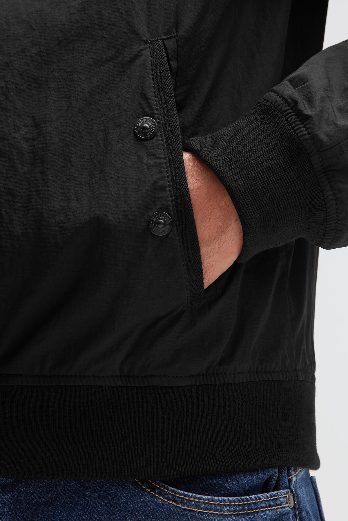 Sommer-Blouson mit Kapuze und Klappentaschen black