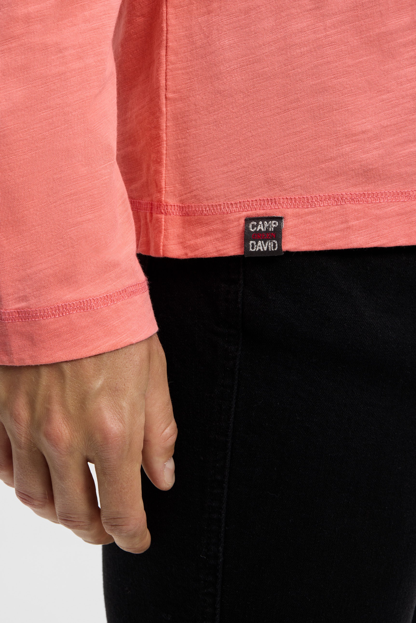 Koszulka z długim rękawem z efektem barwienia dip dye i nadrukiem z tyłu