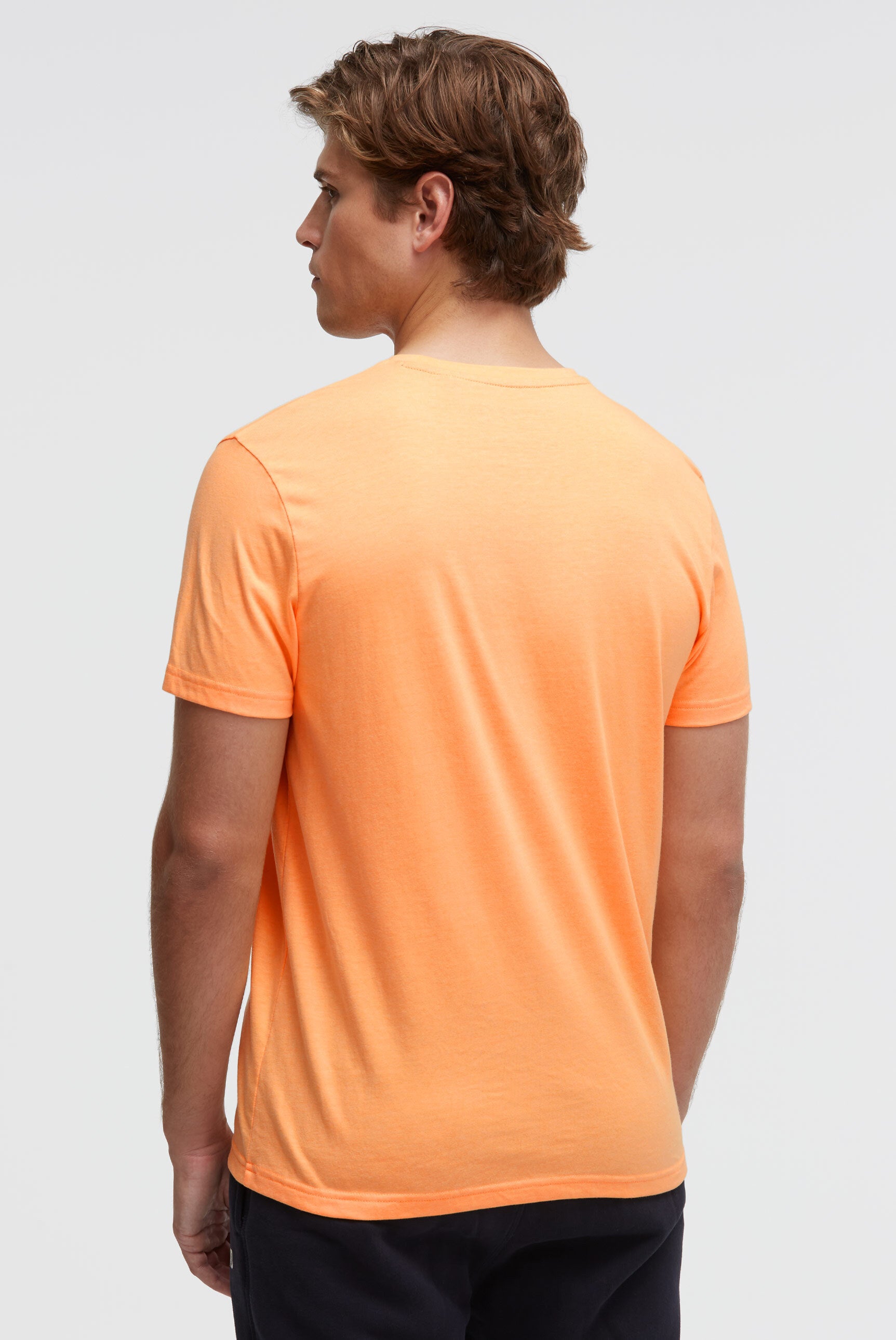 T-shirt z nadrukowanymi etykietami