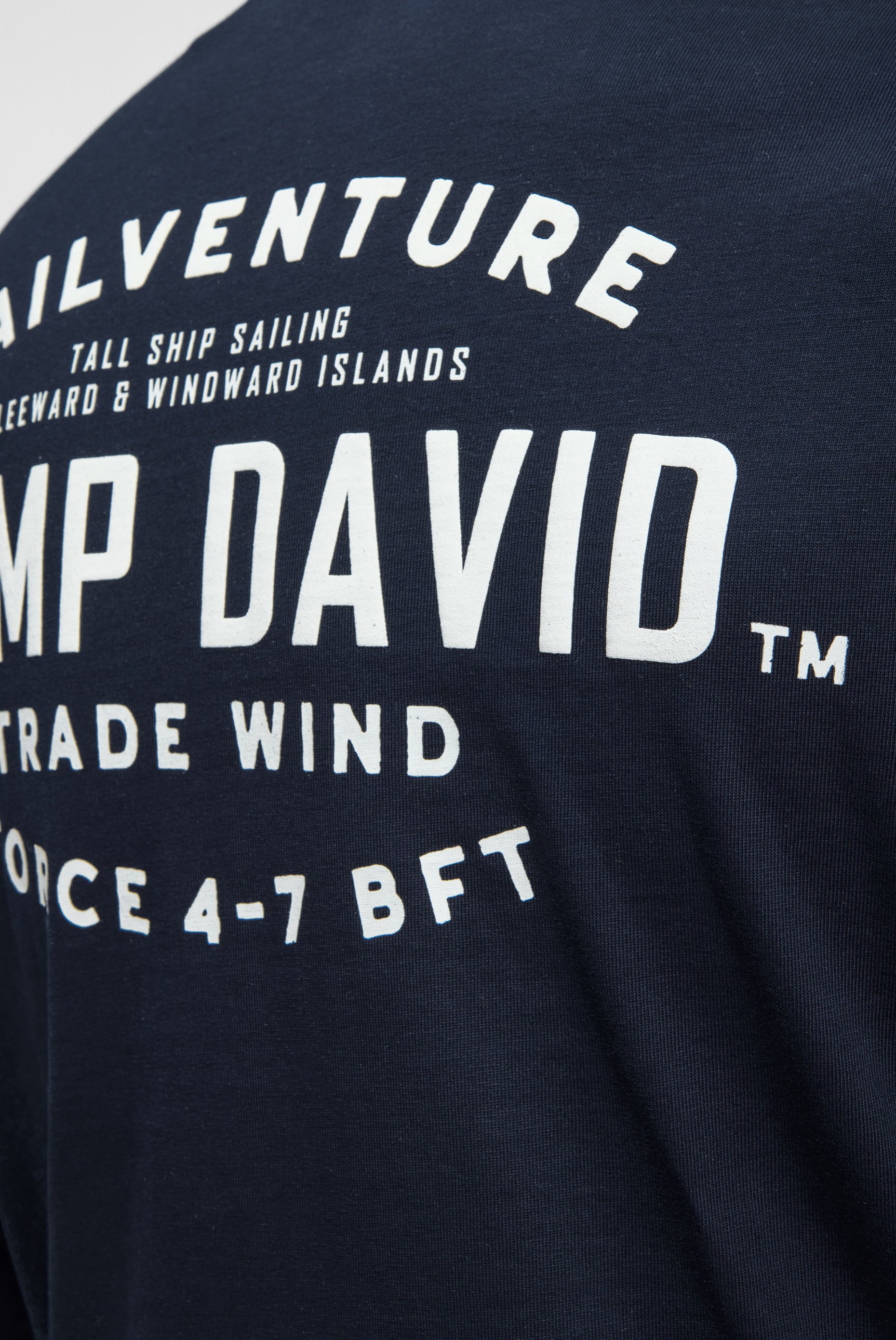 Koszulka z długim rękawem i grafiką z tyłu - 6