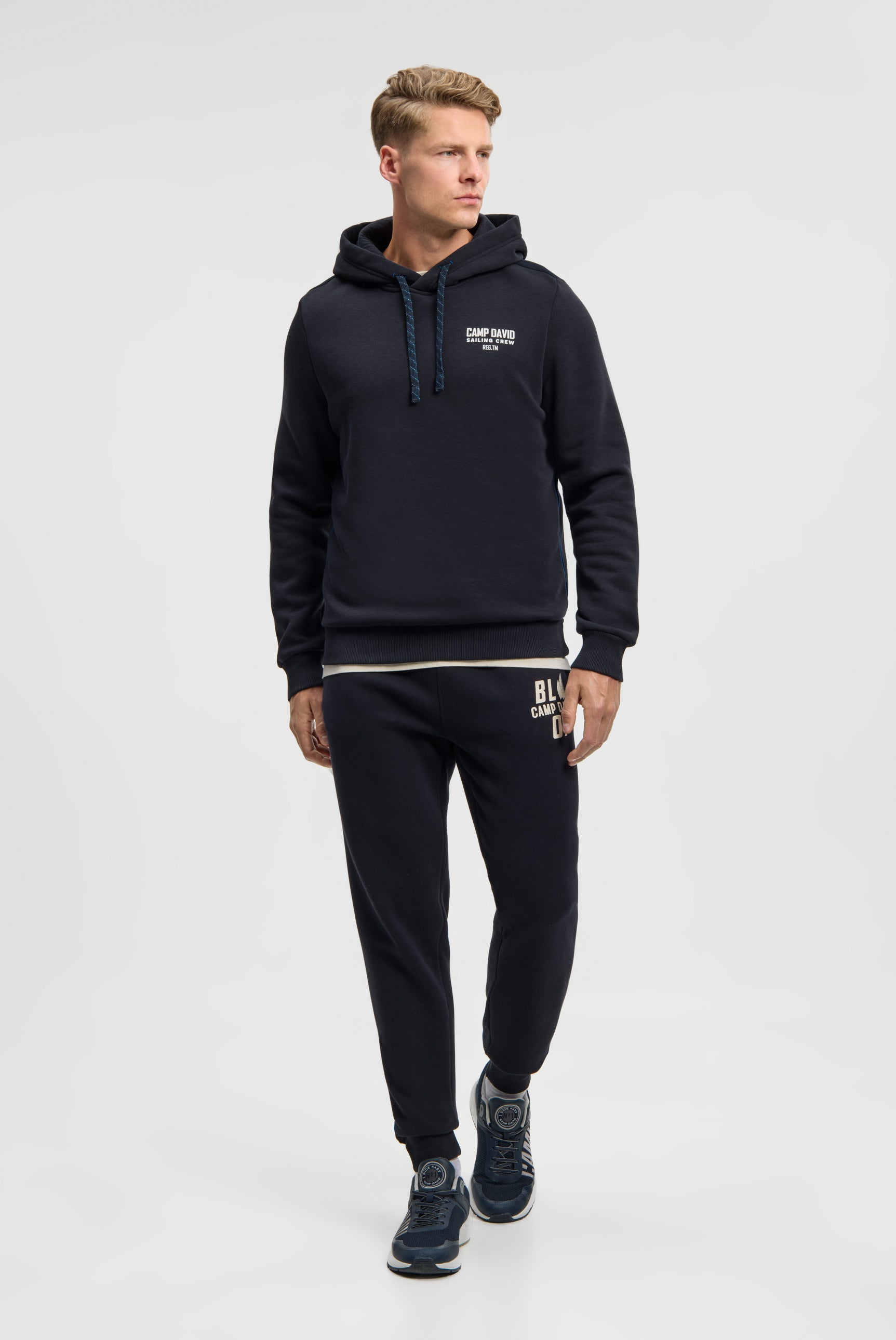 Bluza z kapturem i grafiką z tyłu - 4