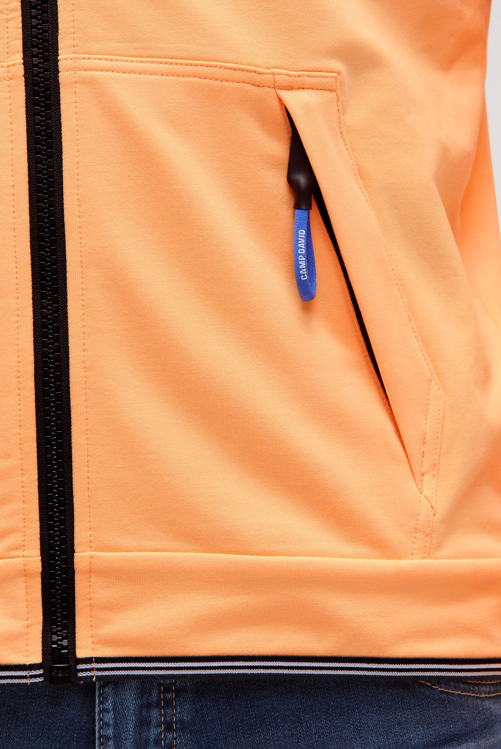 Lekka bluza rozpinana z nadrukami - 7