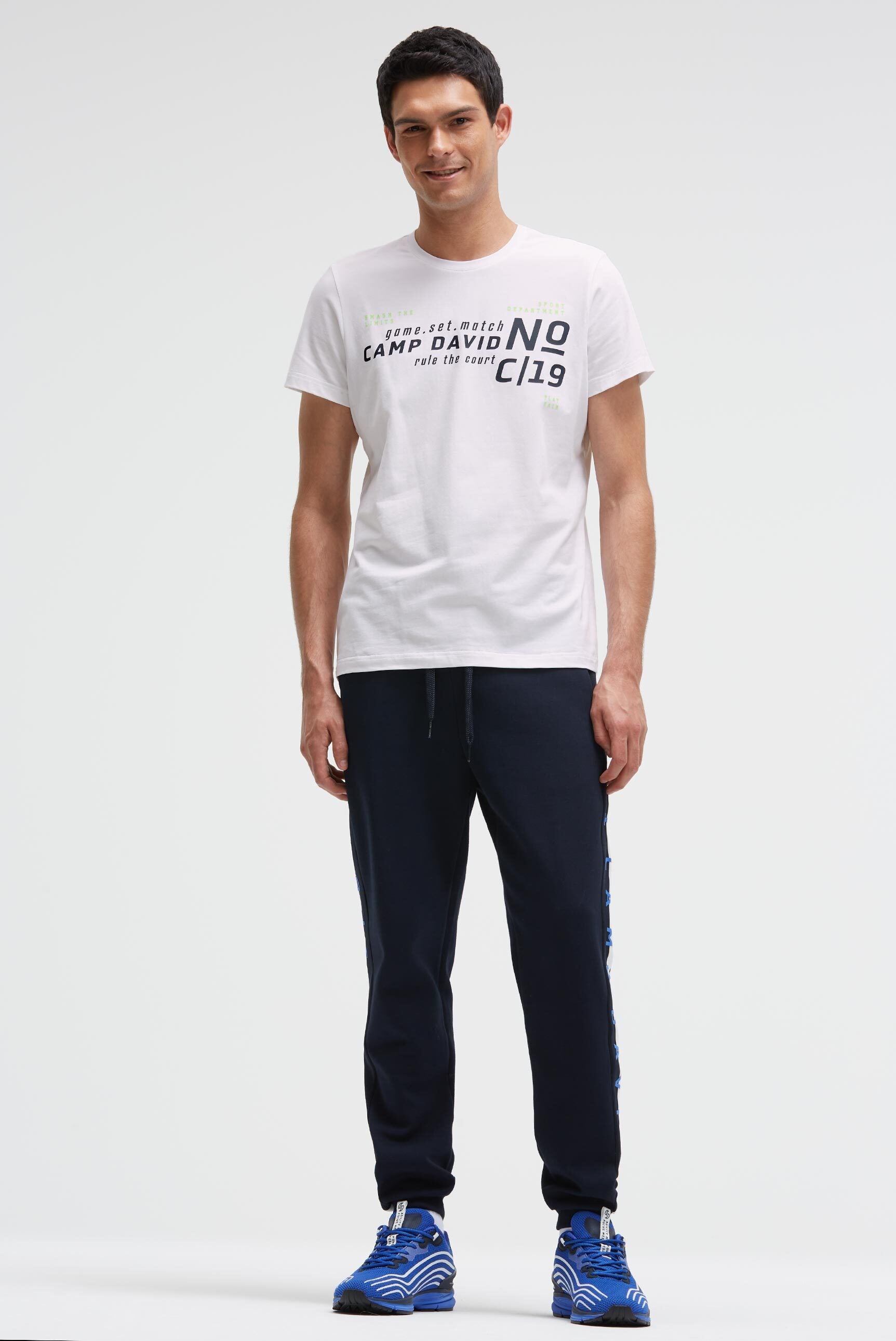 T-Shirt mit Logo Artwork white