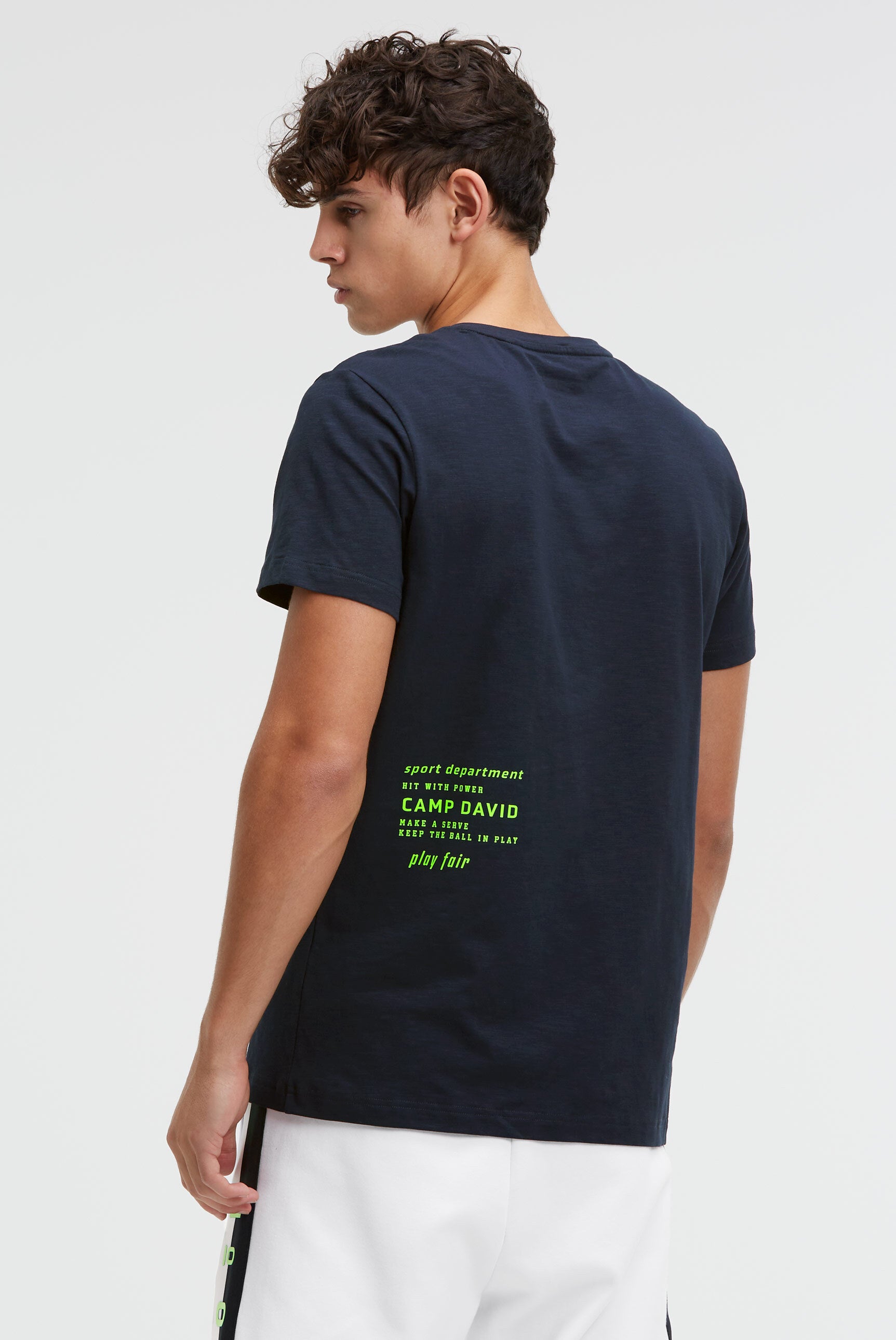 T-shirt z okrągłym dekoltem i małymi nadrukami foliowymi - 5
