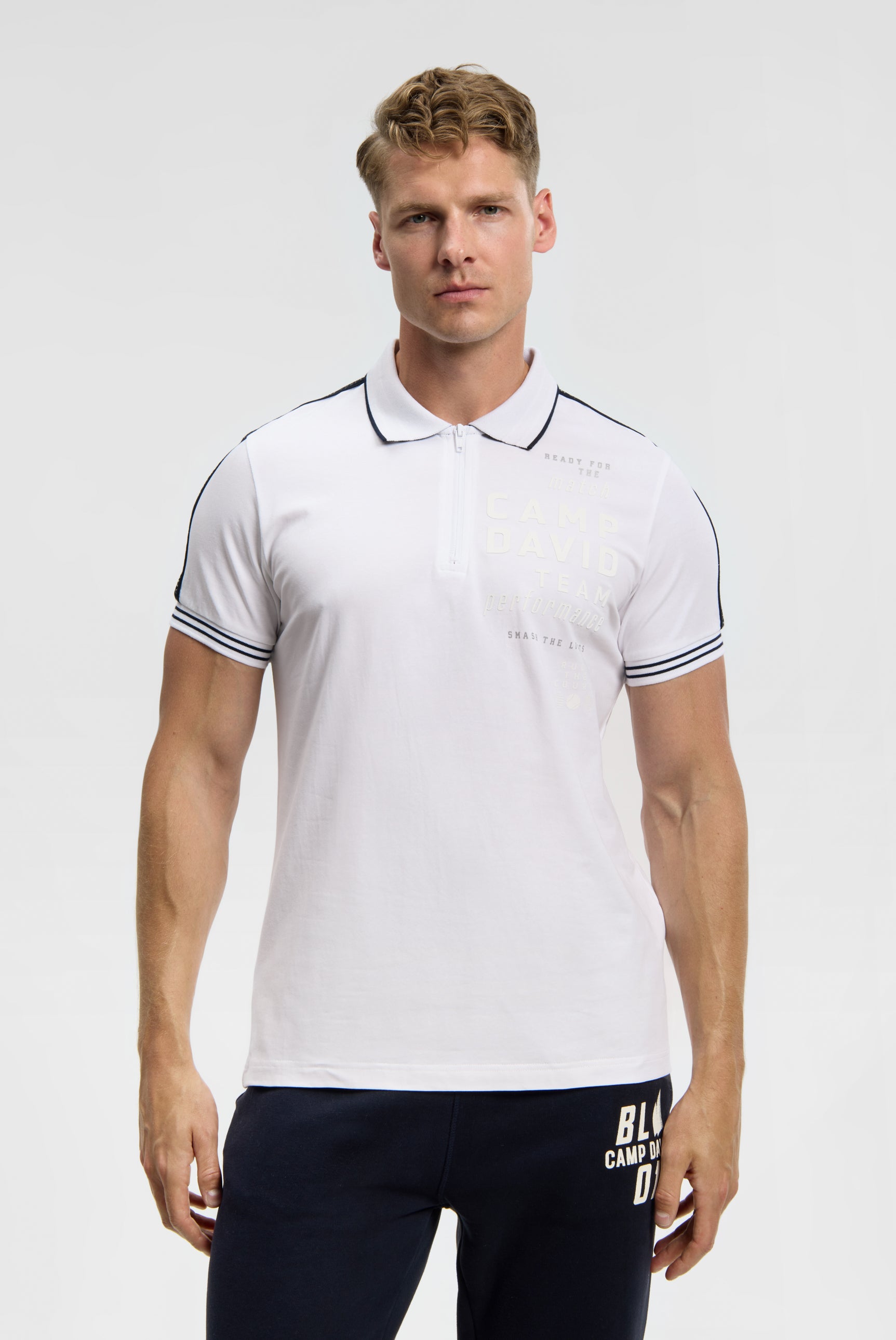 Polo mit Zipper, Logo-Tapes und Prints white