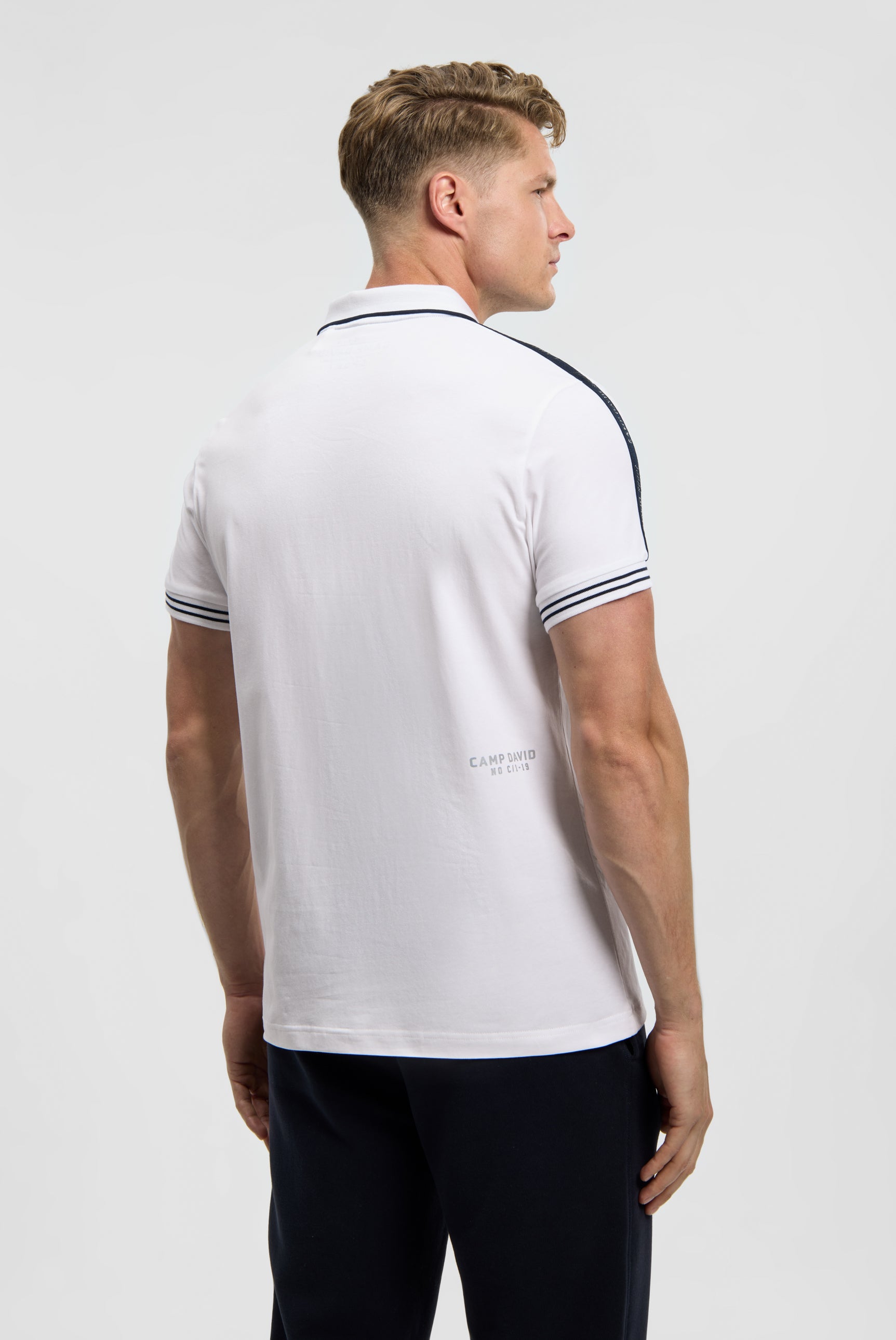 Polo mit Zipper, Logo-Tapes und Prints white - 5