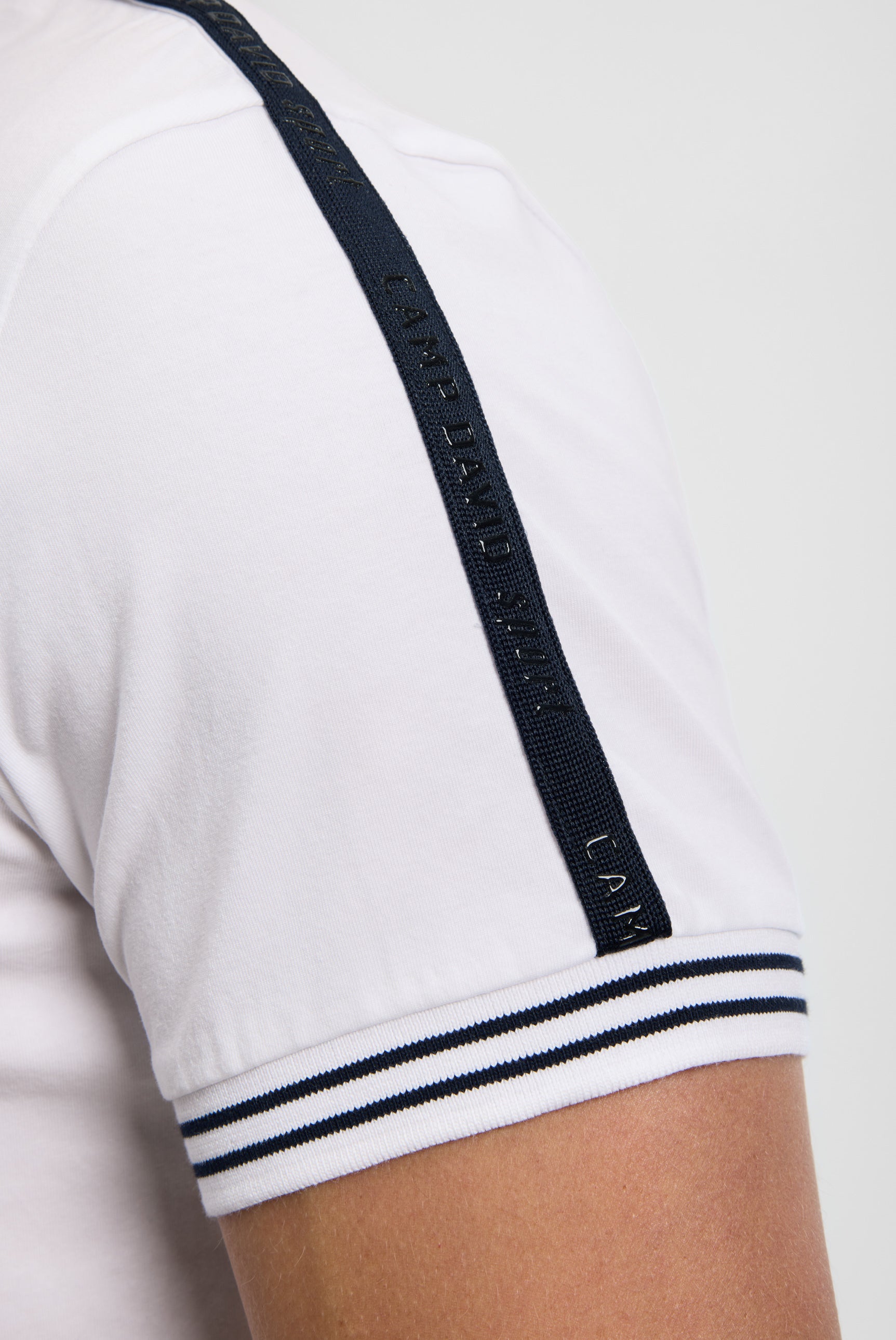 Polo mit Zipper, Logo-Tapes und Prints white - 7