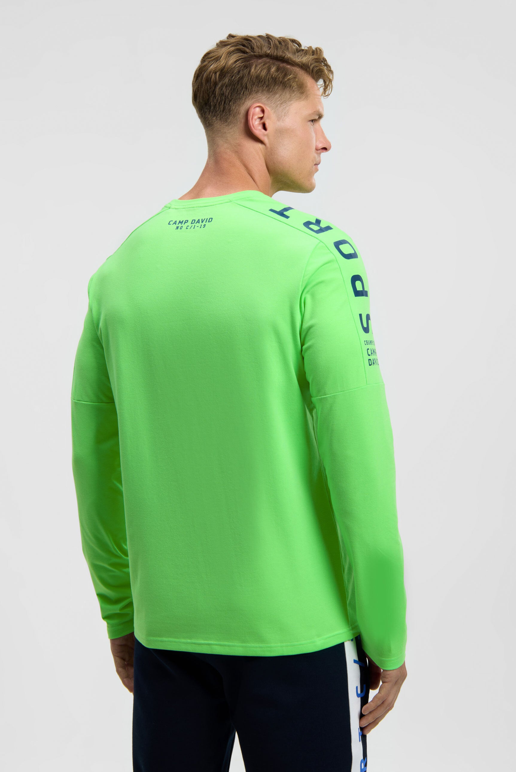 Longsleeve mit reflektierendem Schulter-Artwork tech green - 5
