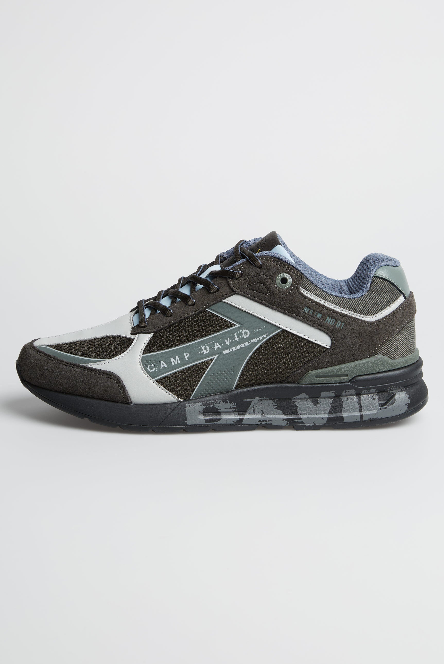 Miejskie sneakersy z mieszanki materiałów z podeszwą z logo