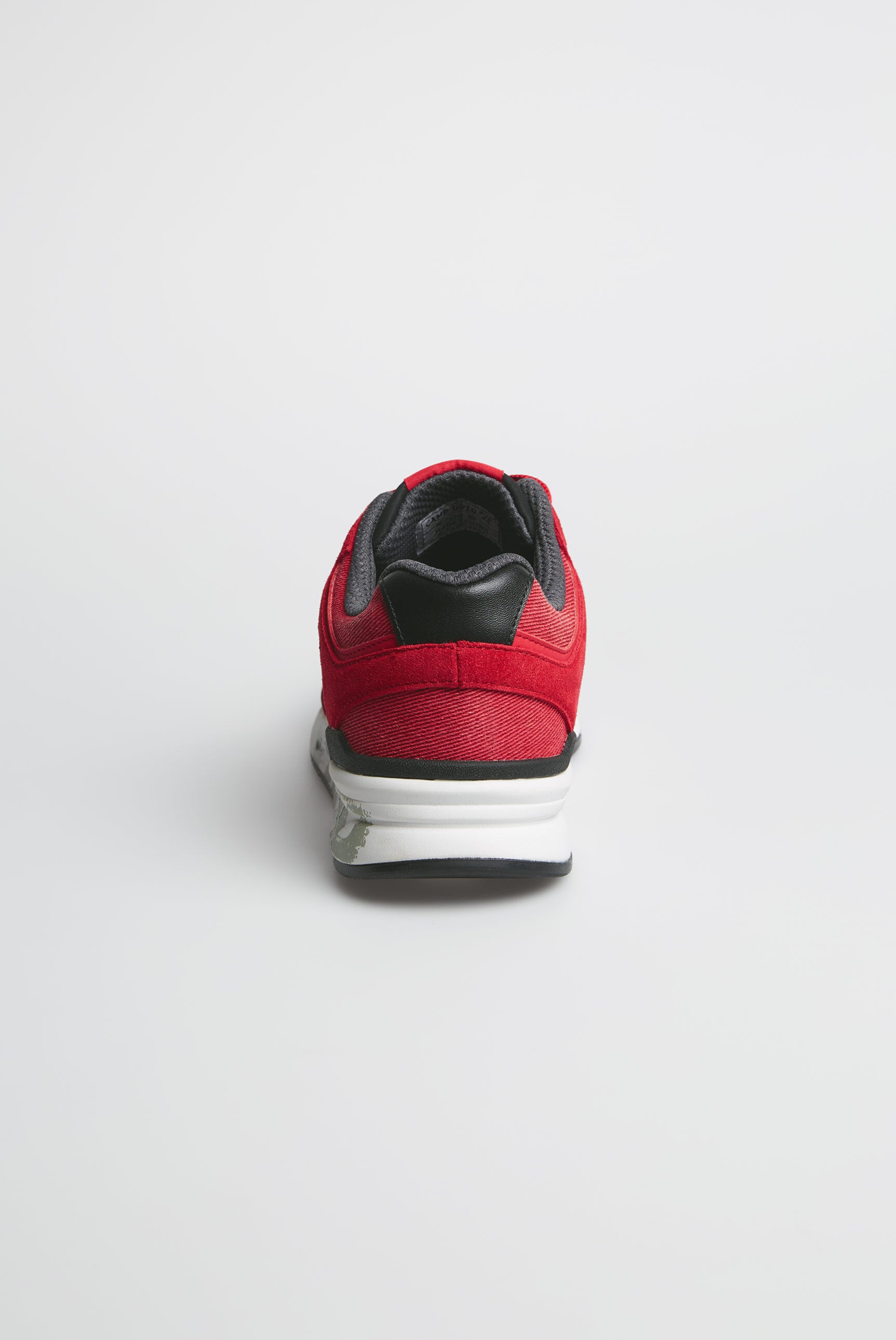 Miejskie sneakersy z mieszanki materiałów z podeszwą z logo