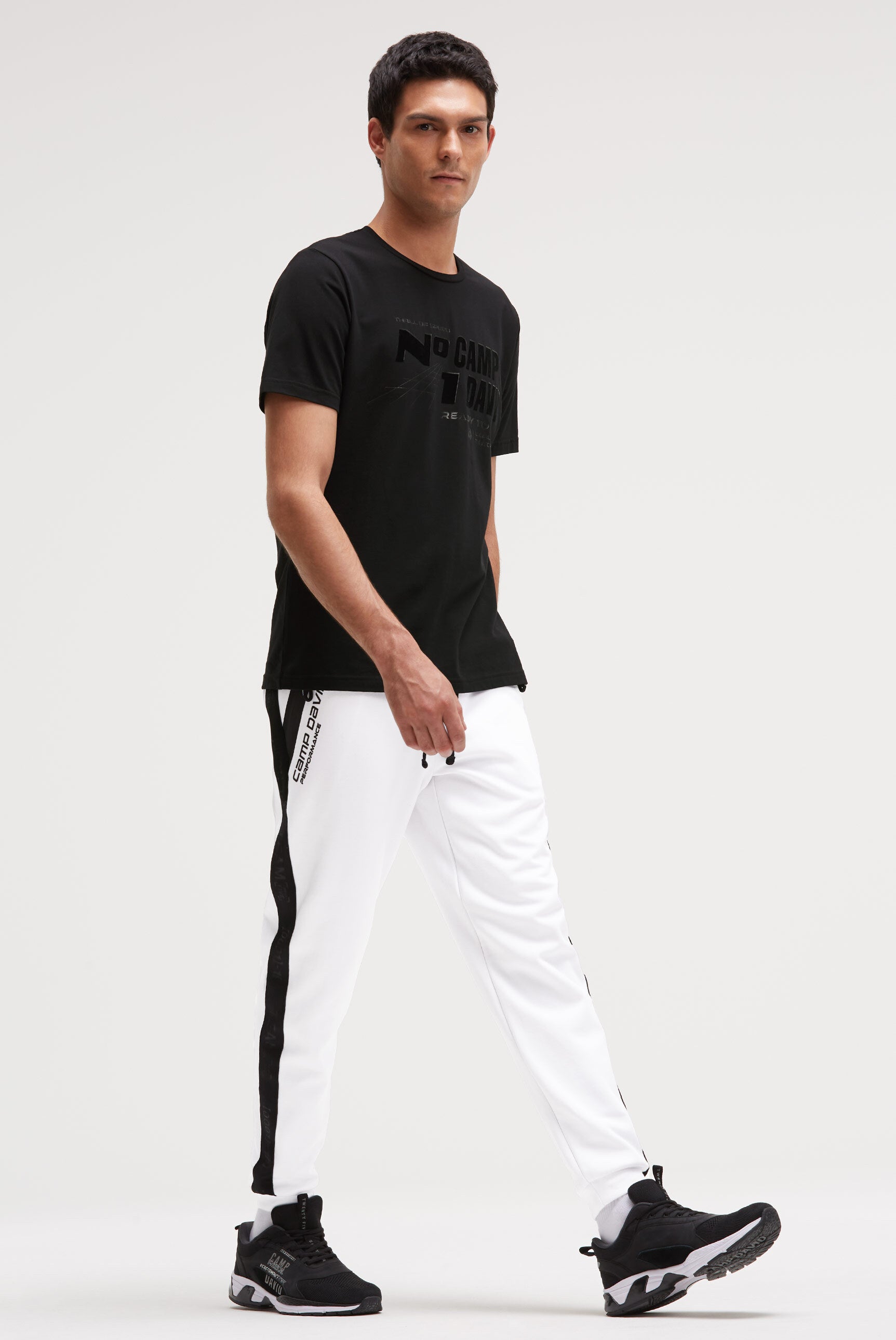 Jogginghose aus Interlock mit Seitentapes opticwhite - 3
