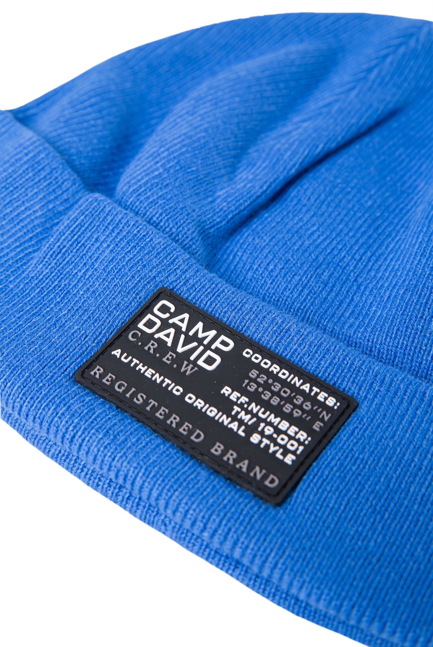 Czapka w prążkowanym splocie z naszywką z logo - 3