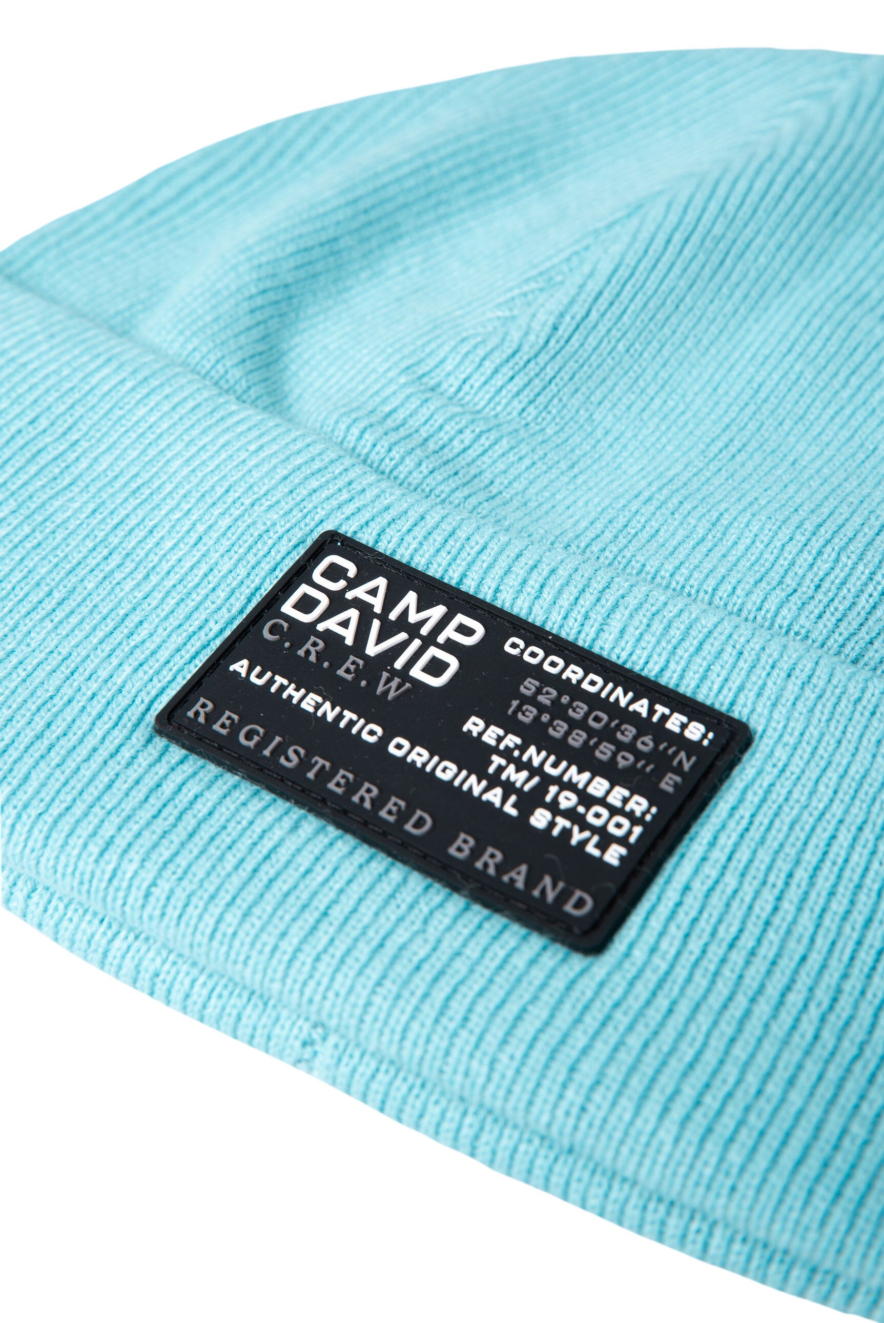 Czapka w prążkowanym splocie z naszywką z logo - 3