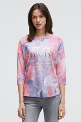 Bluzka z nadrukiem batikowym na całej powierzchni i rękawami 3/4