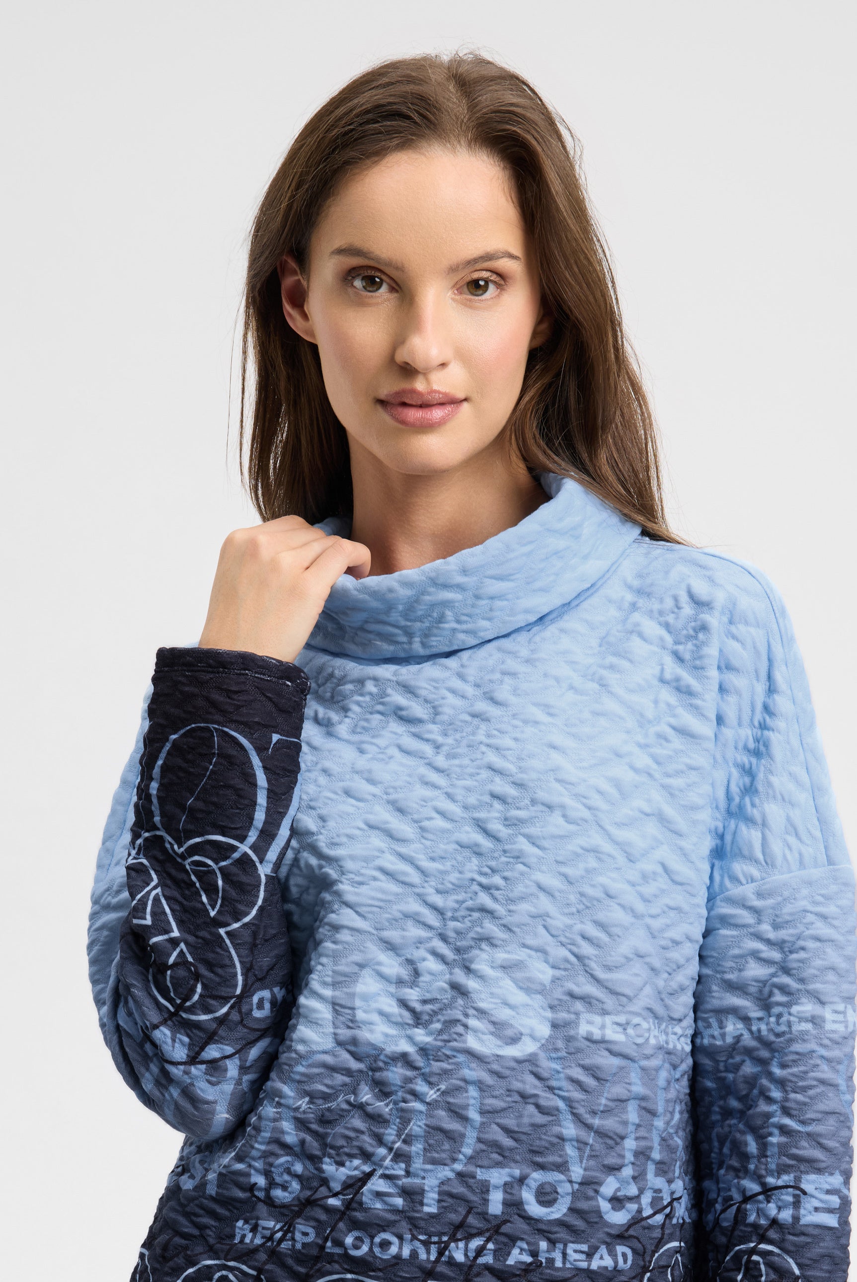 Bluza cloqué Dip Dye z grafikami