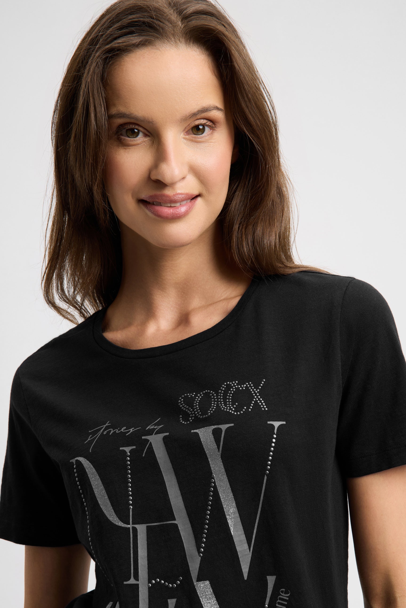 T-shirt z okrągłym dekoltem i grafiką - 4