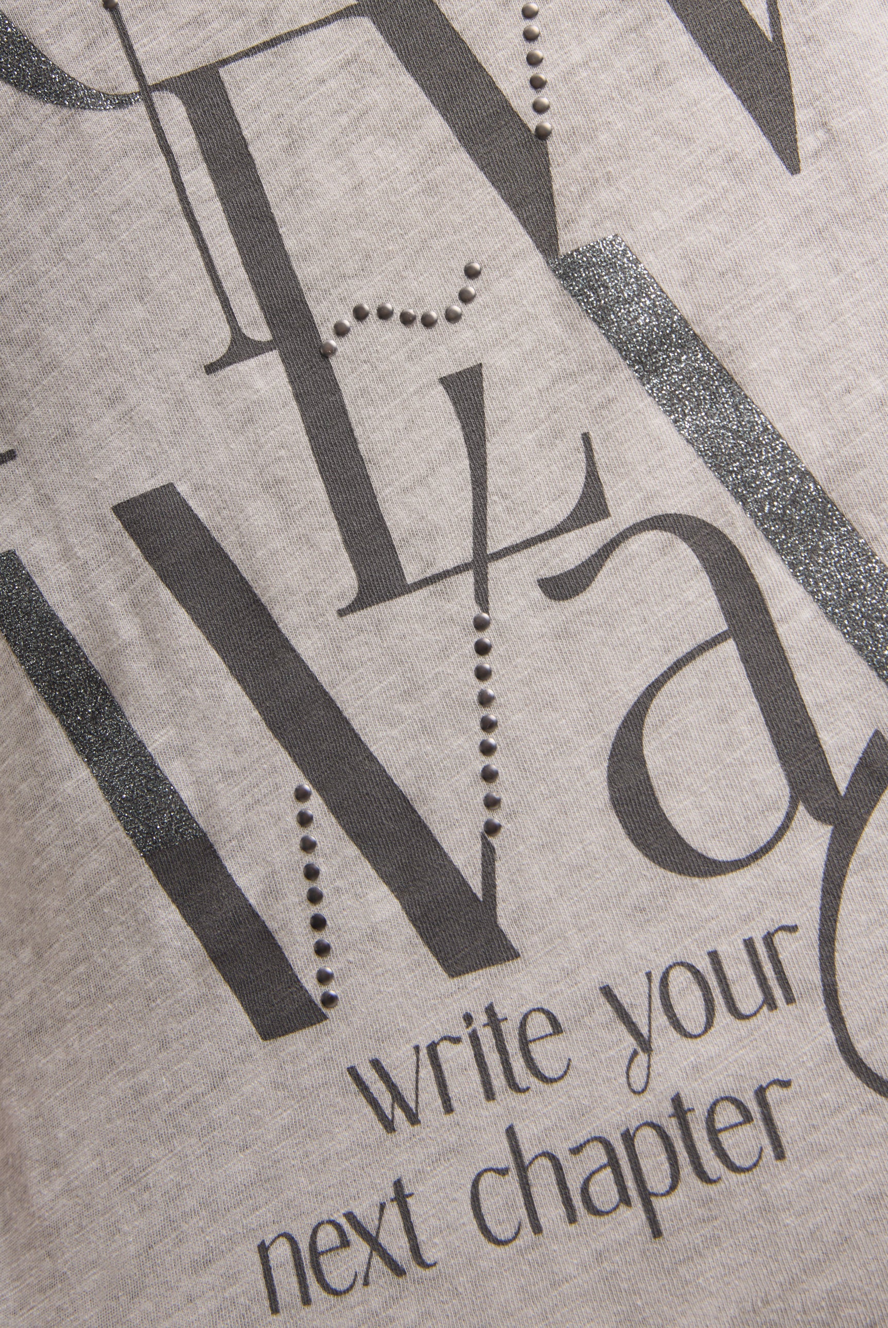 Koszulka z dekoltem łódkowym i grafiką - 6