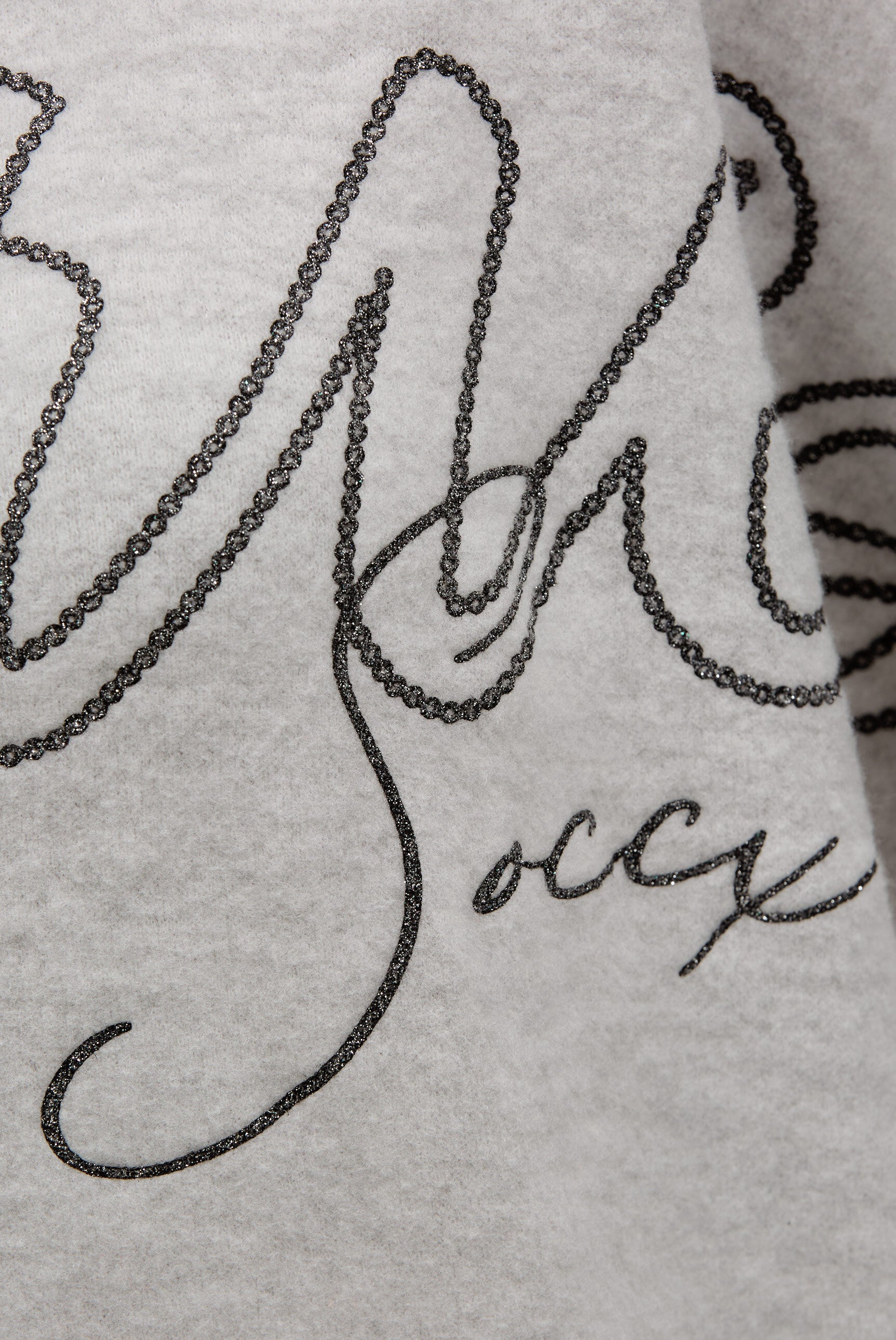 Sweter z puszystej dzianiny z brokatowym nadrukiem - 6