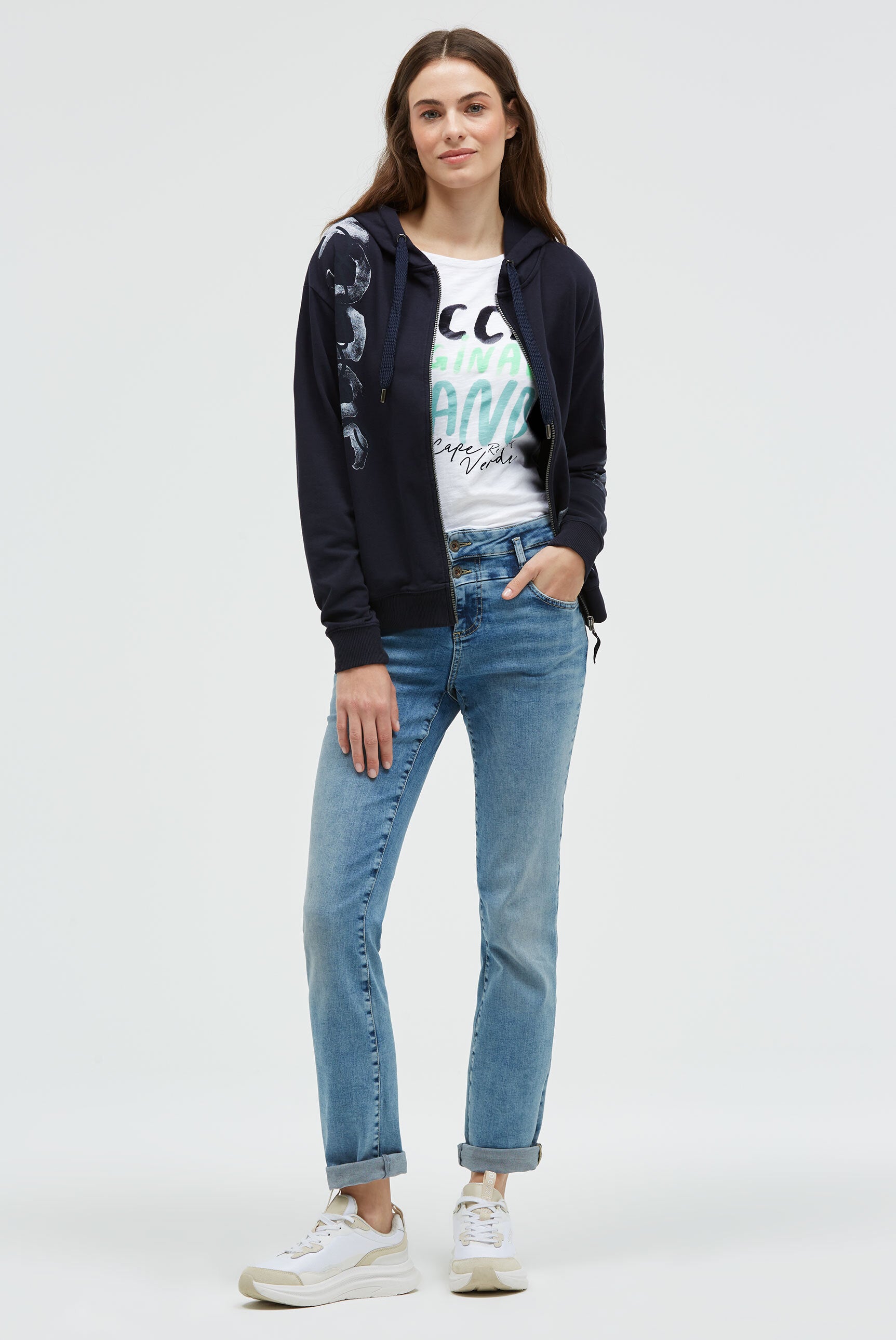 Bluza z kapturem z nadrukowanymi grafikami