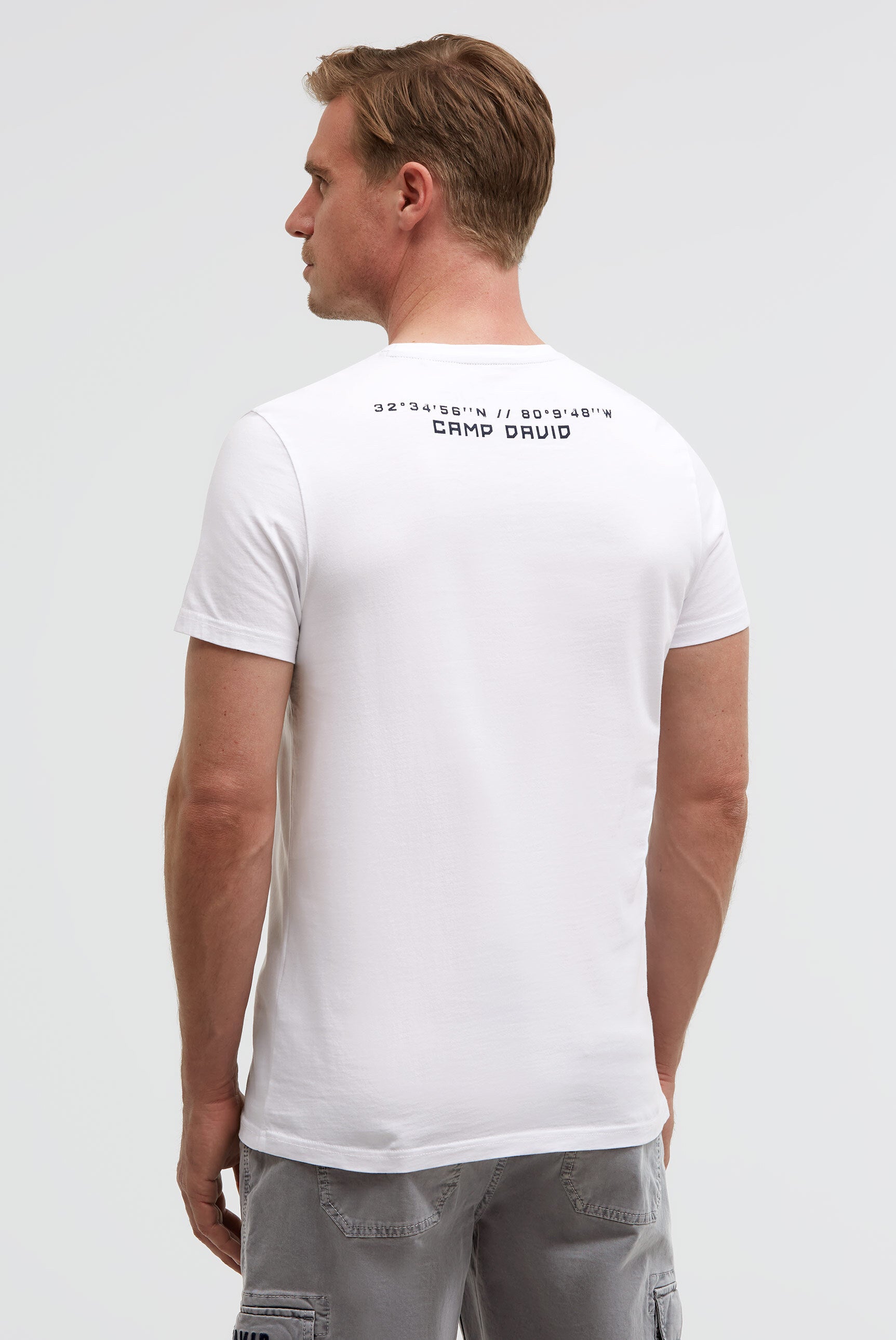 T-shirt z okrągłym dekoltem i grafiką