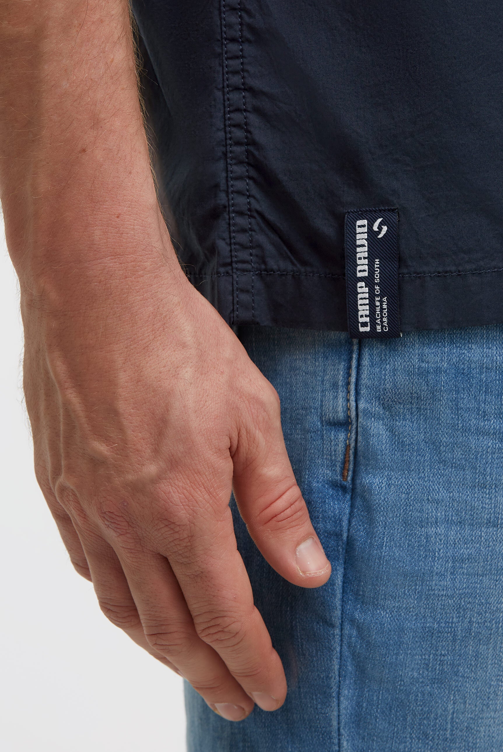 Kurzarmhemd mit Label Prints blue navy - 7