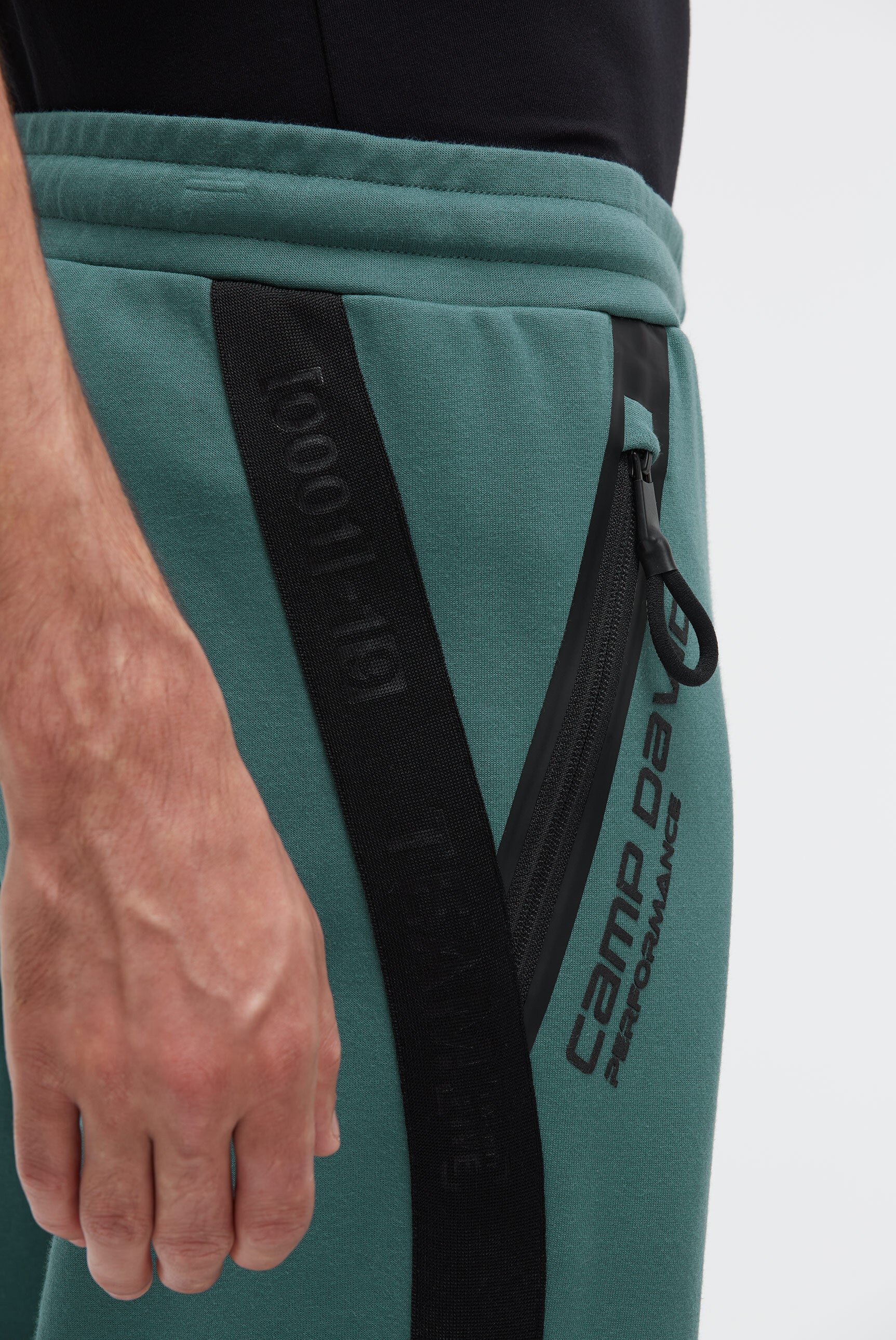 Jogginghose aus Interlock mit Seitentapes petrol green