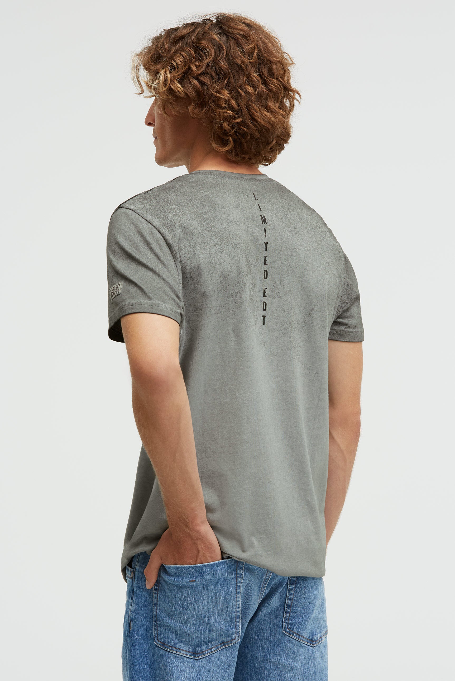 T-shirt z grafiką z logo