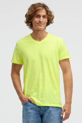 T-shirt basic z dekoltem w serek i nadrukiem