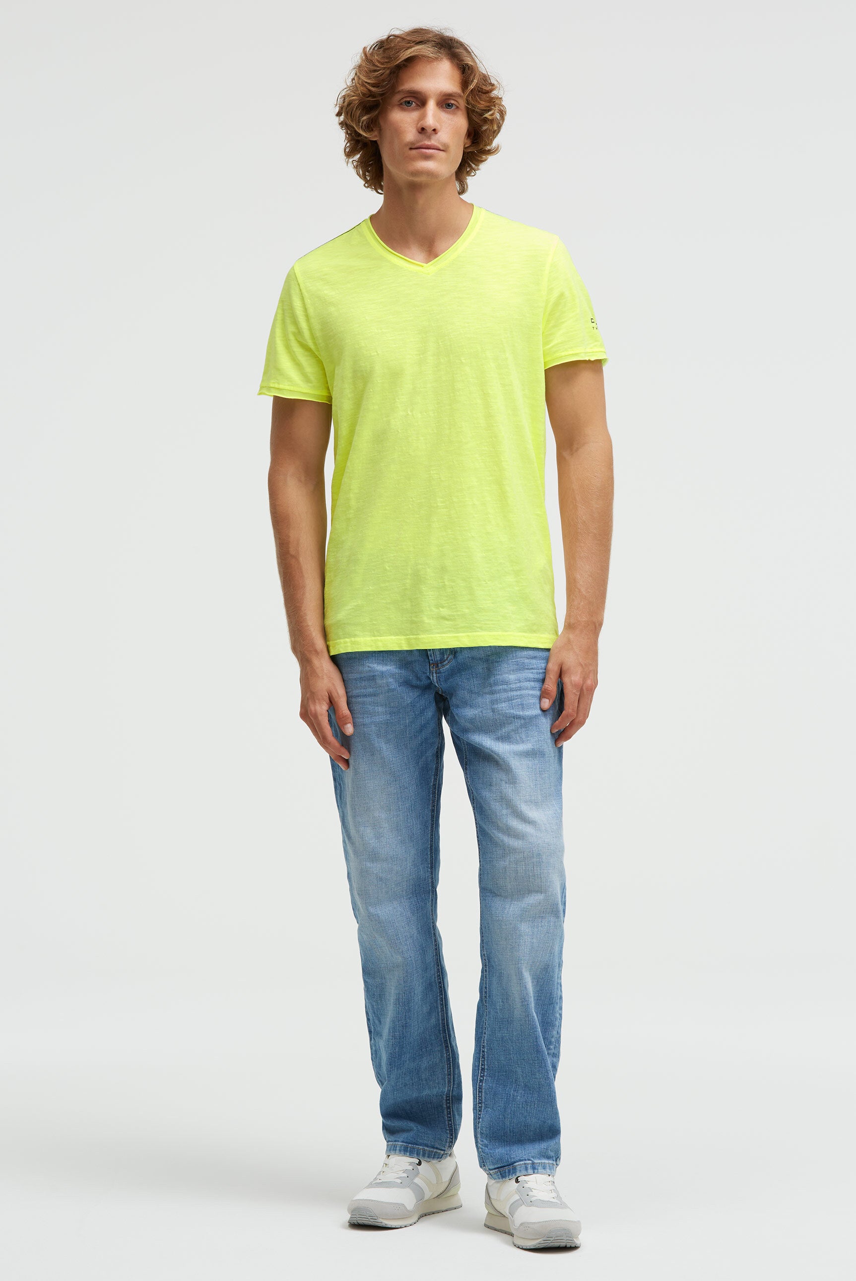 T-shirt basic z dekoltem w serek i nadrukiem - 3
