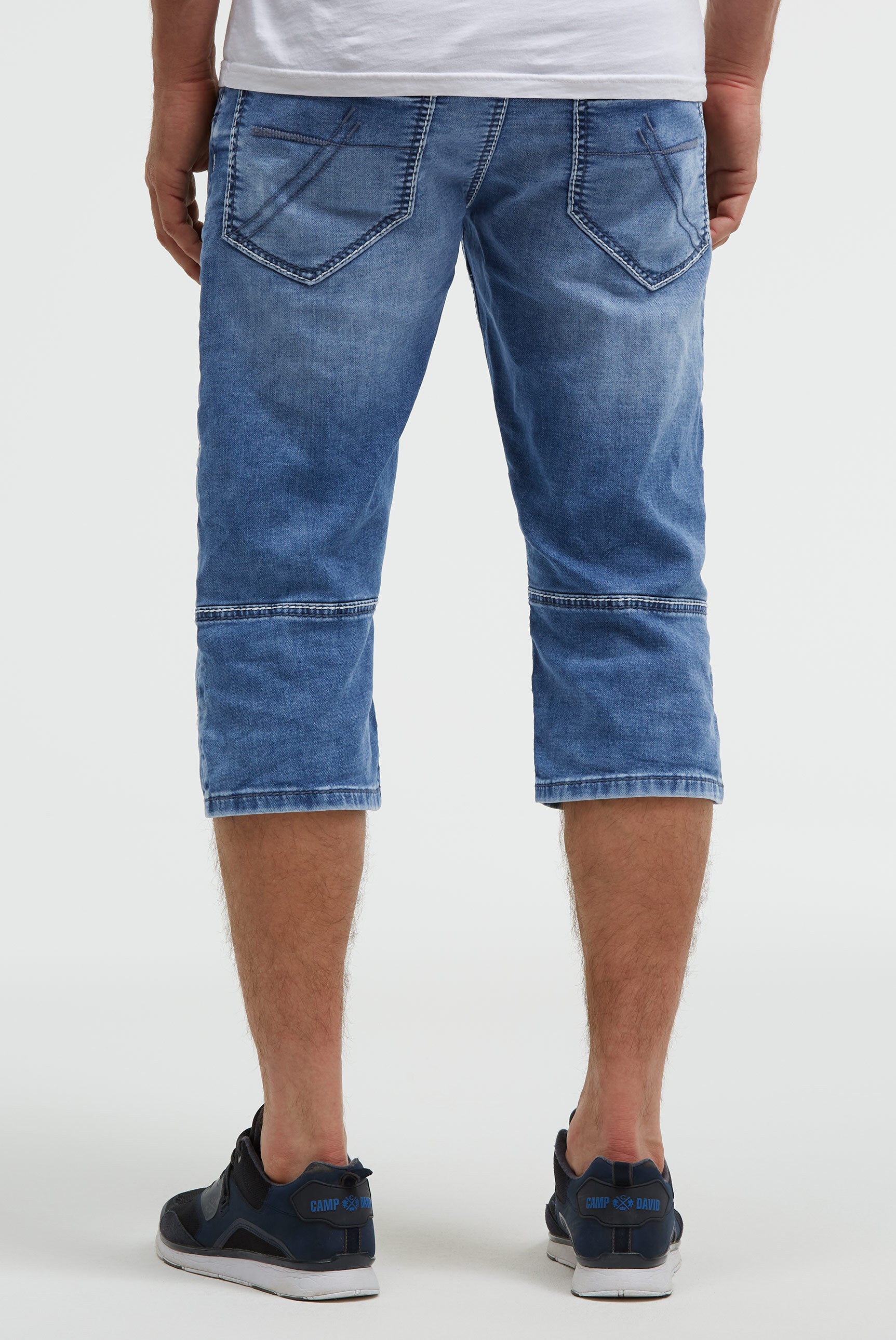 Jeansy skater HE:RY Regular Fit