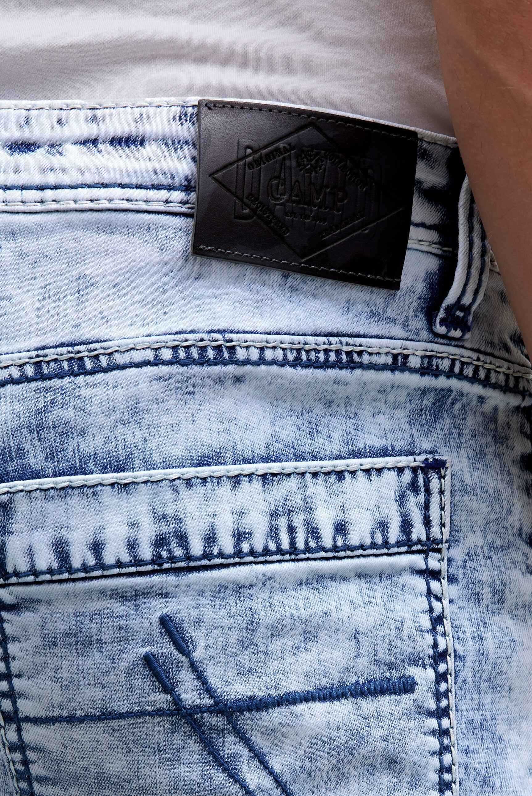 Skater Jeans HE:RY Regular Fit acid blue