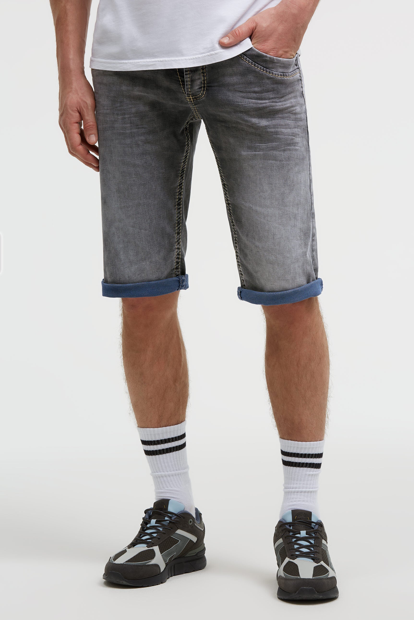 Jeansy skater NI:CK Regular Fit