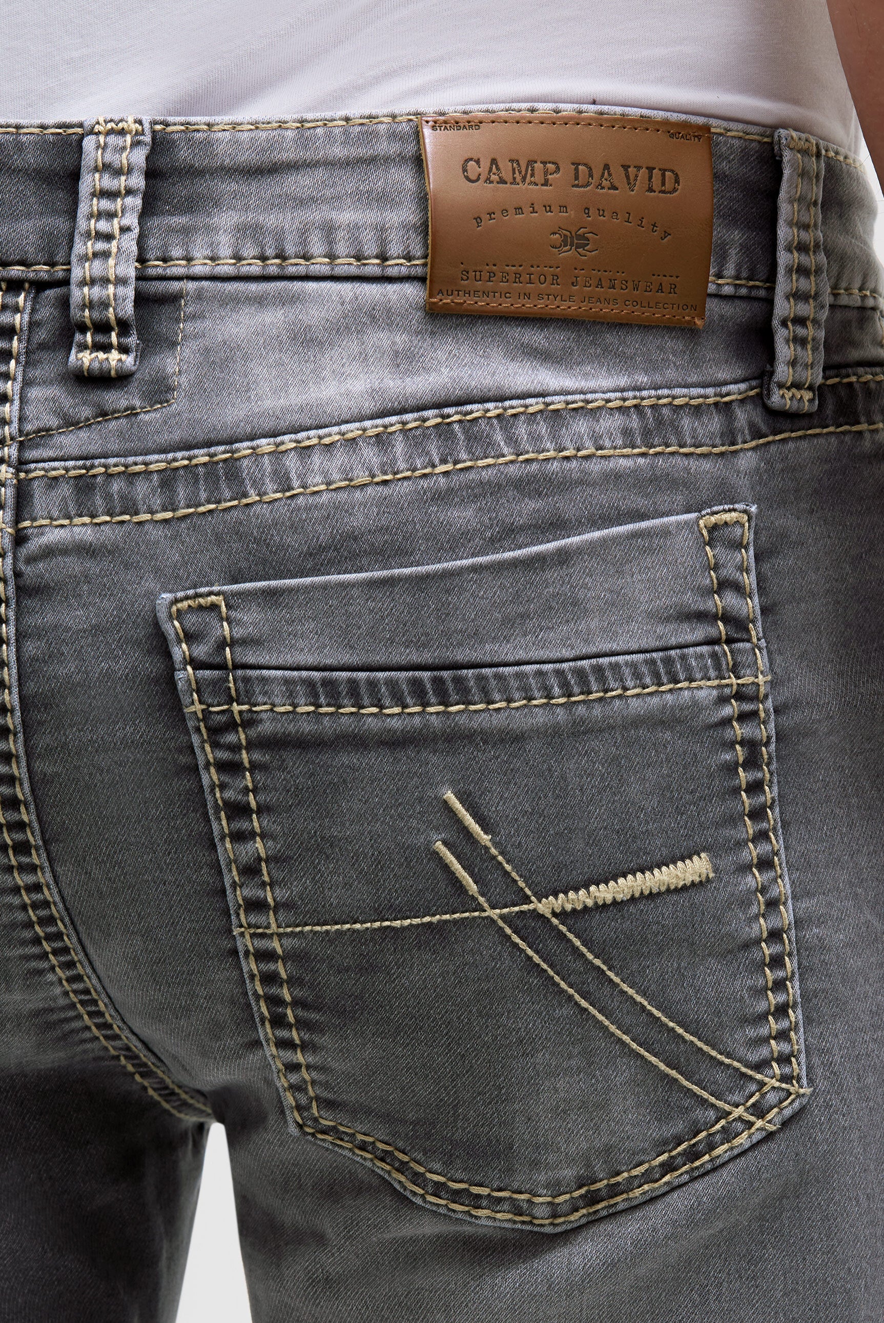 Jeansy skater NI:CK Regular Fit