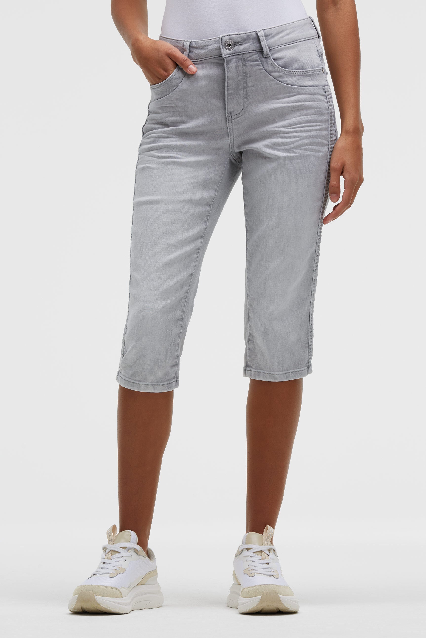 Capri Jeans CH:AR Comfort Fit light grey printed jogg - 2