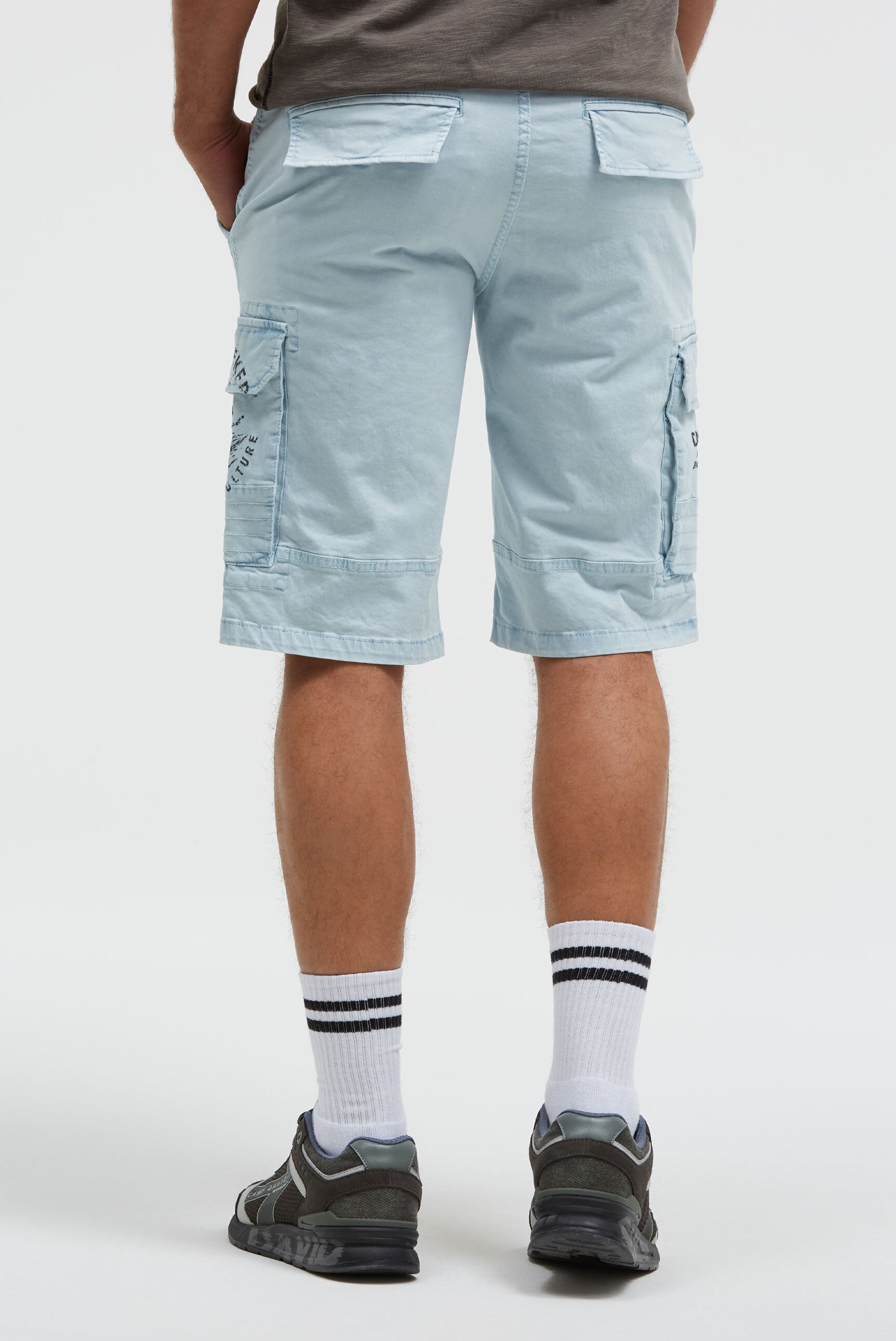 Cargo Shorts mit Prints im Used Look silver blue