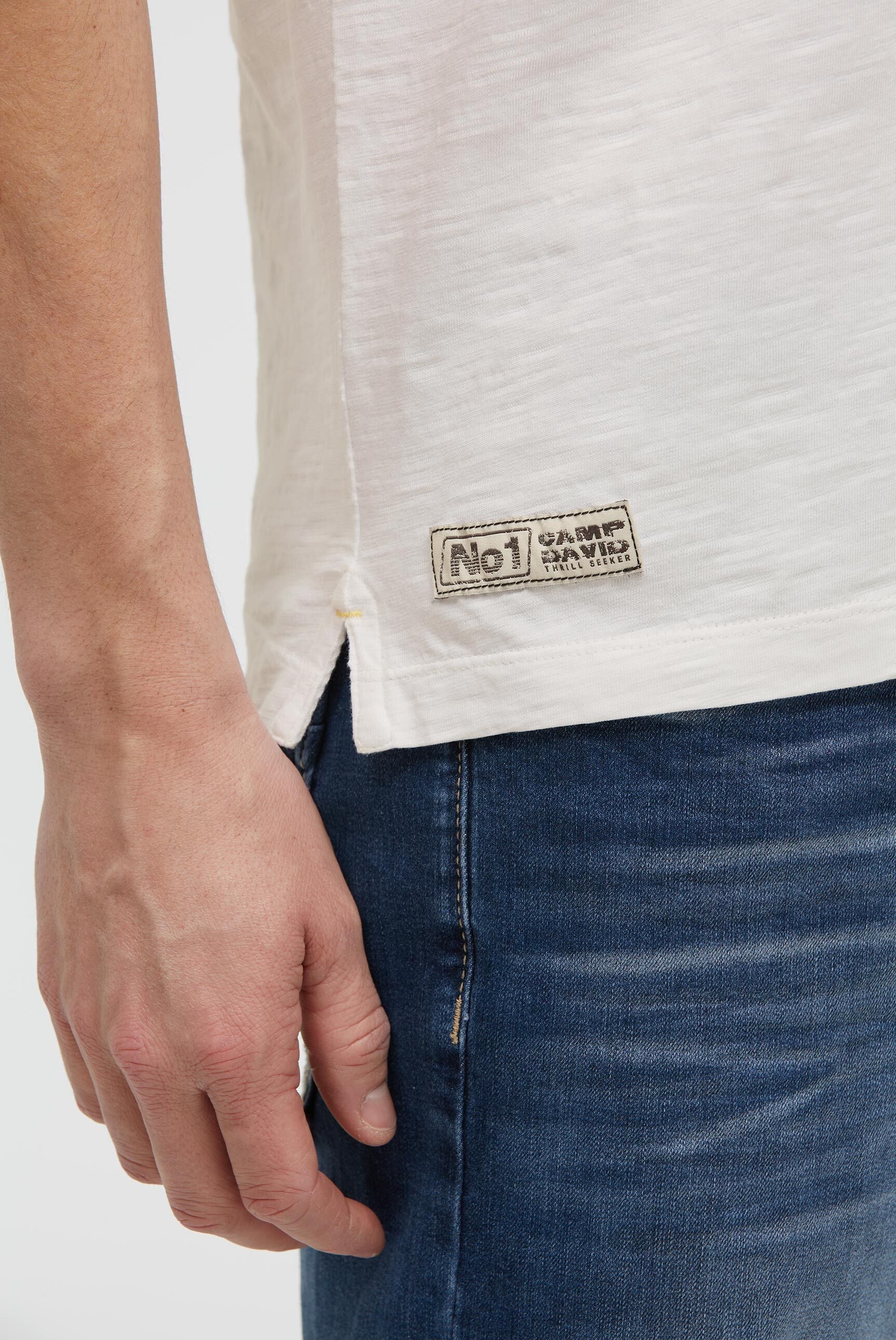 Kurzarmpolo mit V-Neck und Back-Print - 6