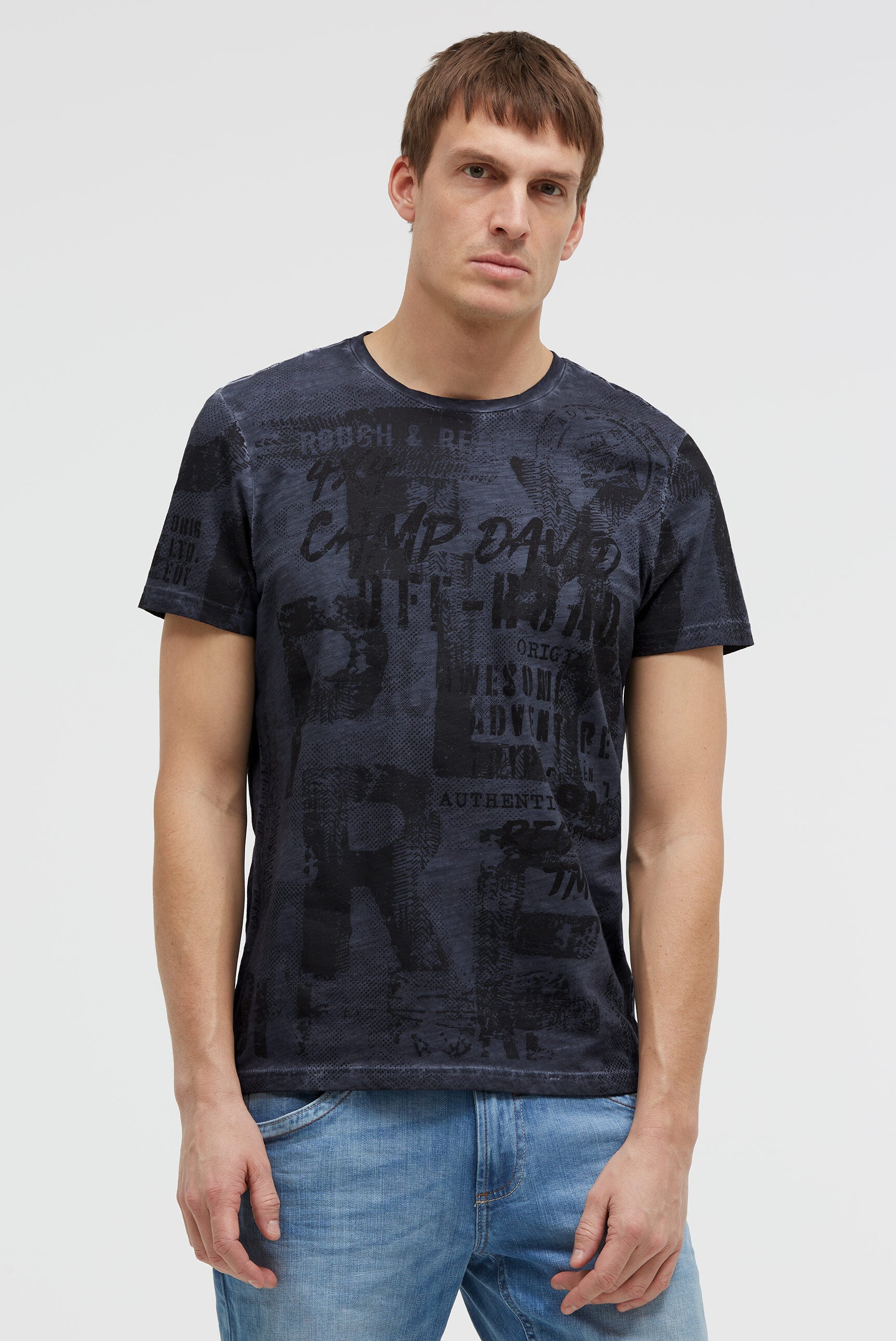 T-shirt z okrągłym dekoltem i nadrukiem na całej powierzchni