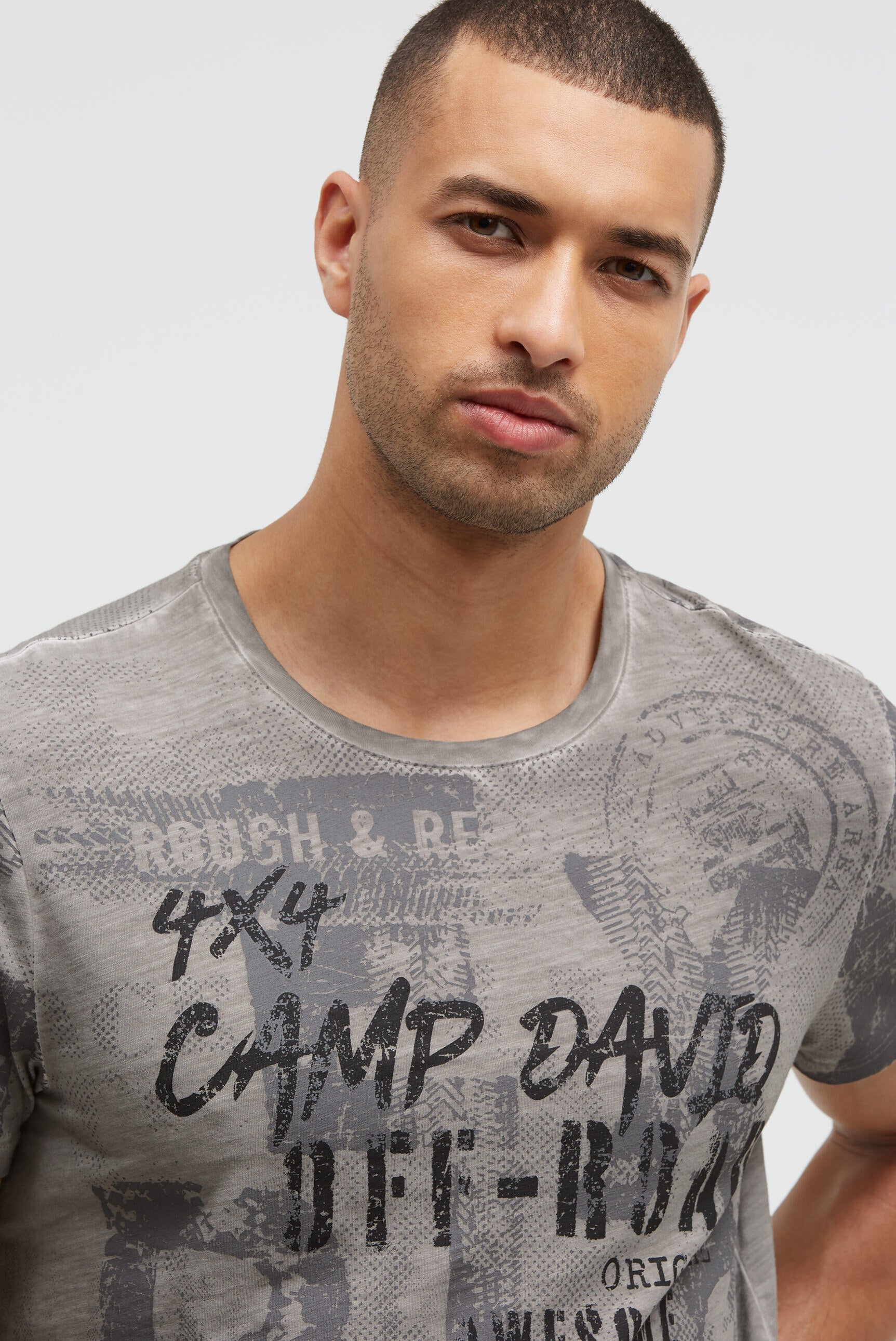 T-Shirt Rundhals mit All Over Print shadow