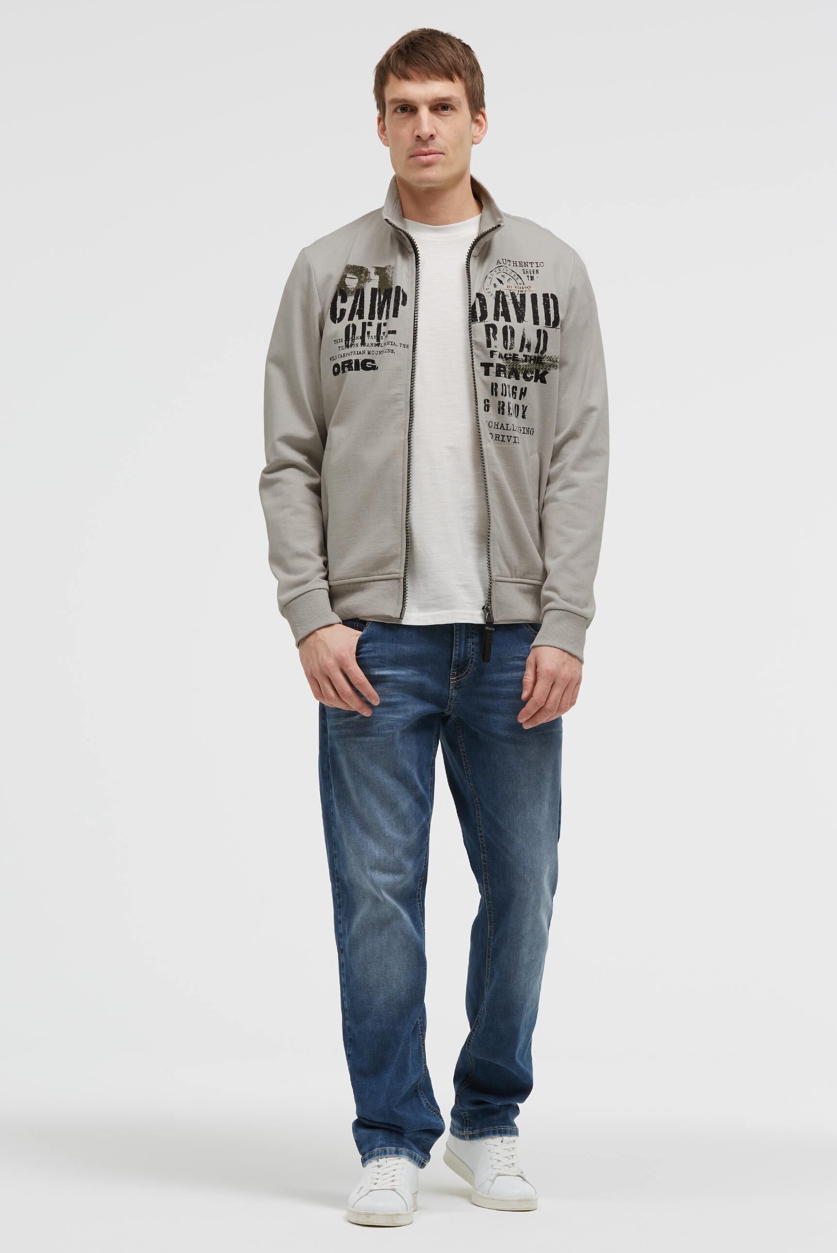 Bluza rozpinana z markowymi nadrukami